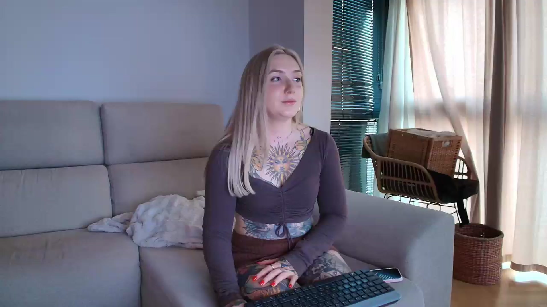 Gallery image thumbnail from Tattoo_bbgirl's myfreecams stream on, 05/20/2026, 19:18 image 14 of 20