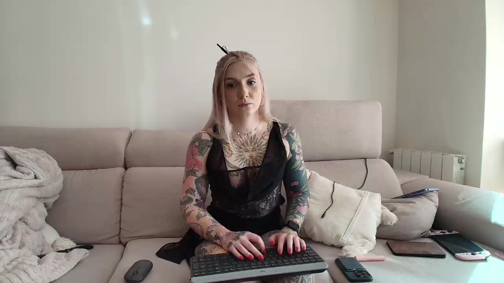 Gallery image thumbnail from Tattoo_bbgirl's myfreecams stream on, 05/22/2026, 16:24 image 12 of 20