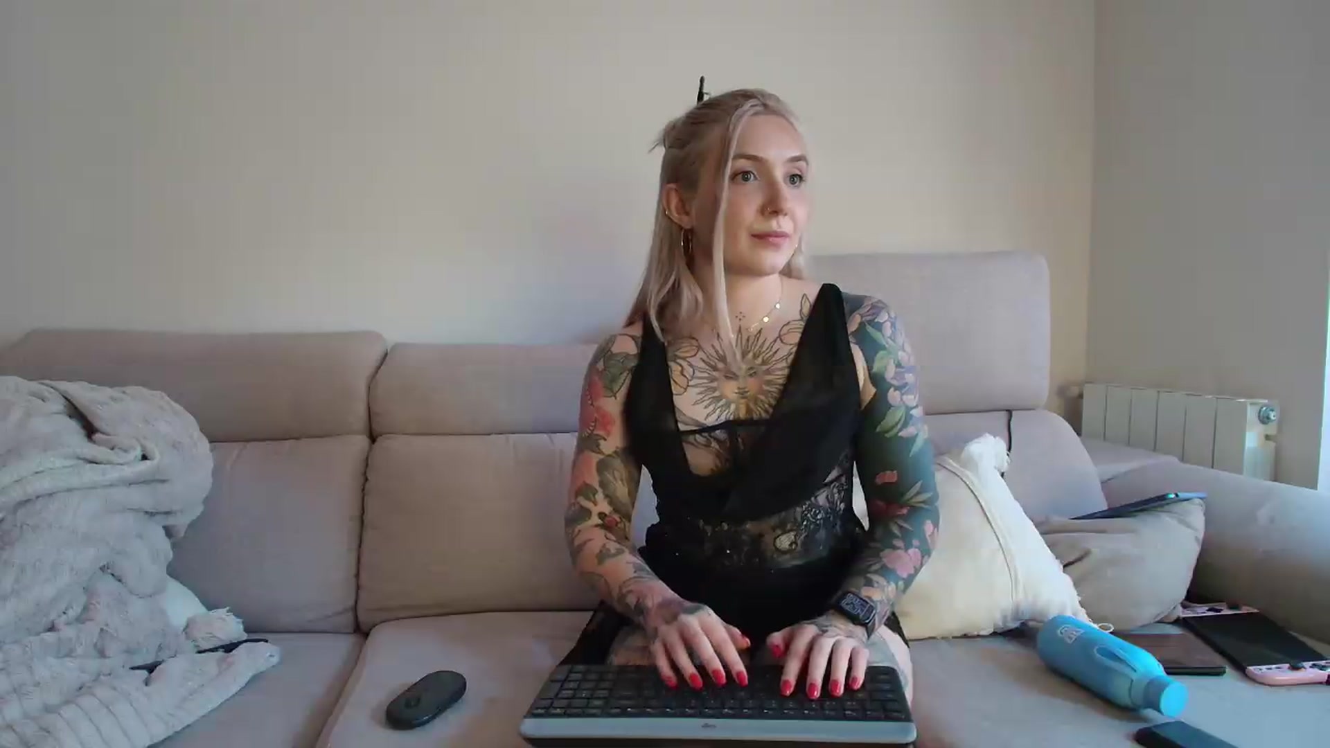 Gallery image thumbnail from Tattoo_bbgirl's myfreecams stream on, 05/22/2026, 21:21 image 4 of 20