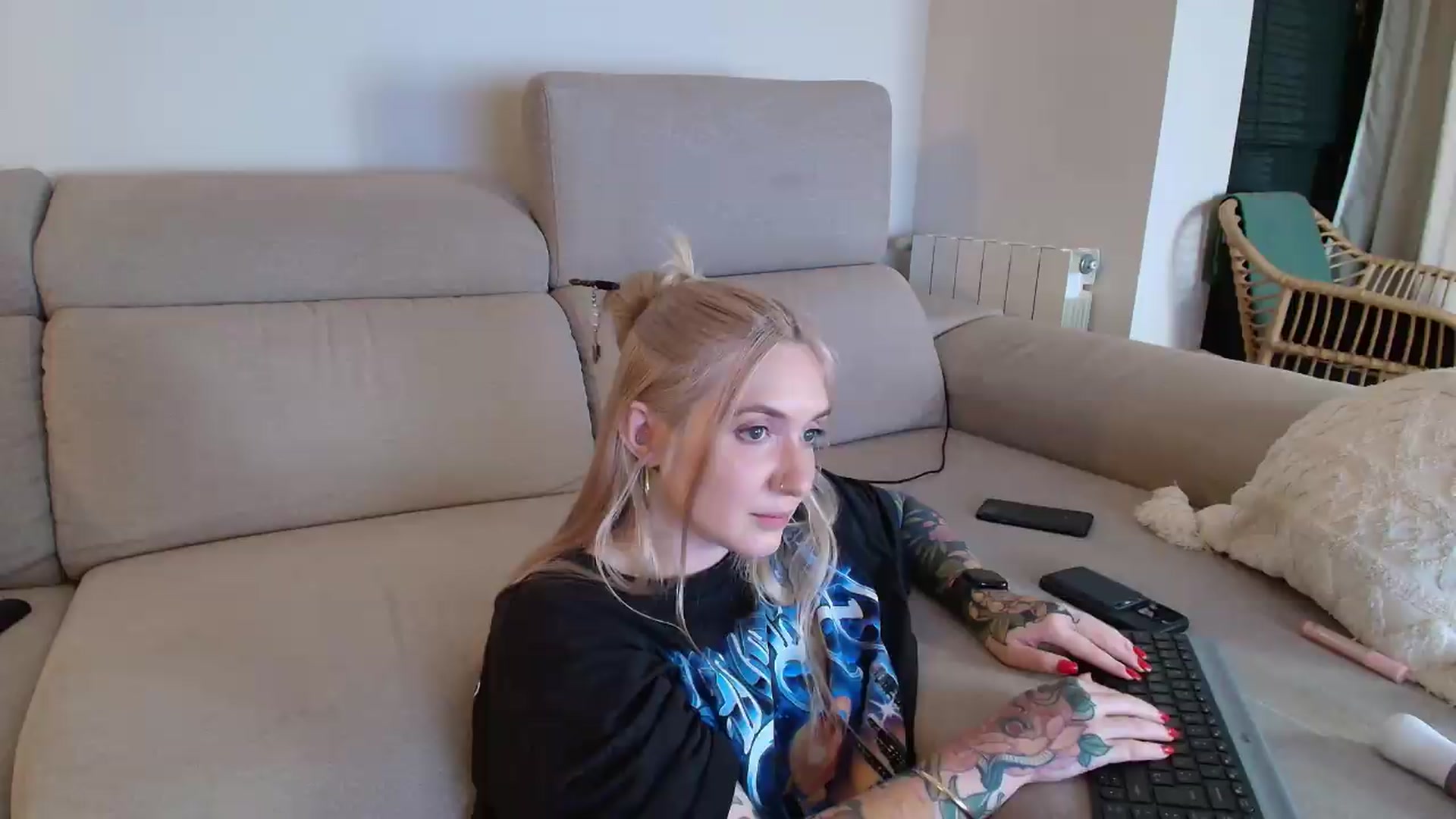 Gallery image thumbnail from Tattoo_bbgirl's myfreecams stream on, 05/23/2026, 20:40 image 19 of 20