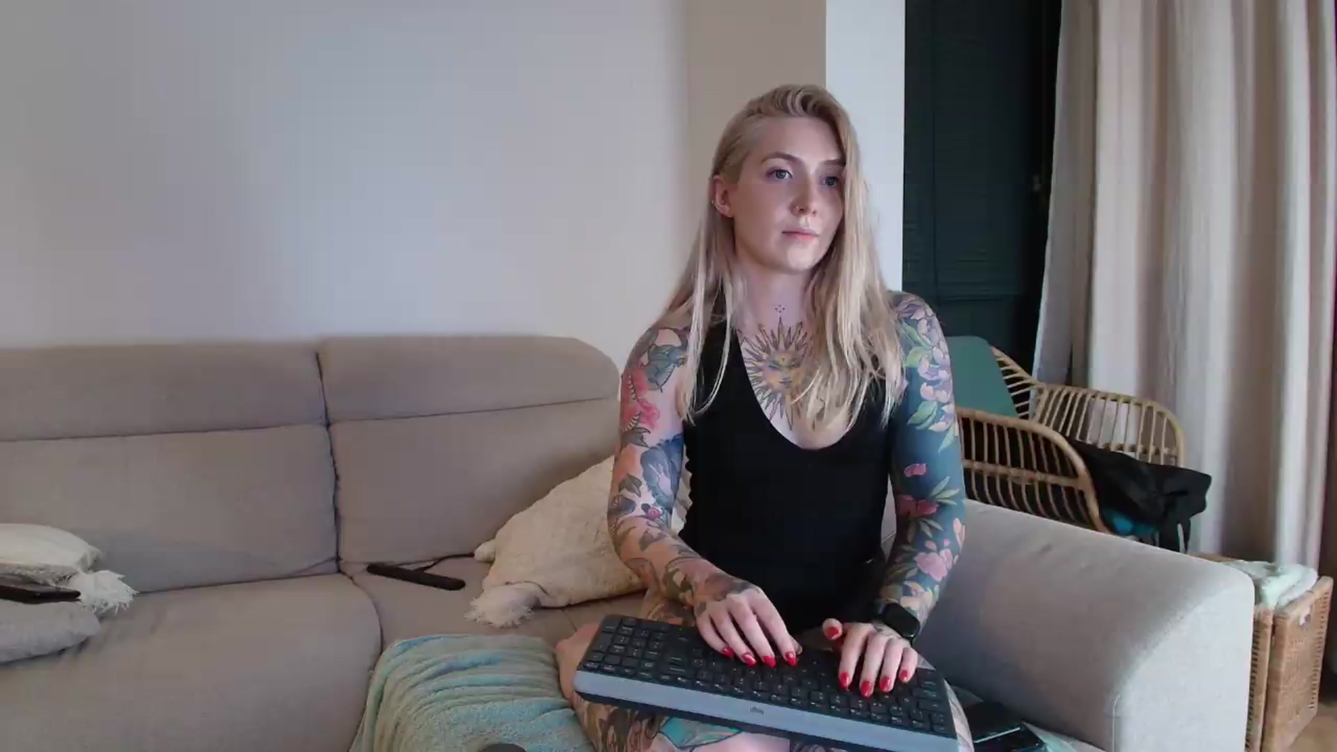 Gallery image thumbnail from Tattoo_bbgirl's myfreecams stream on, 05/25/2026, 21:11 image 18 of 20