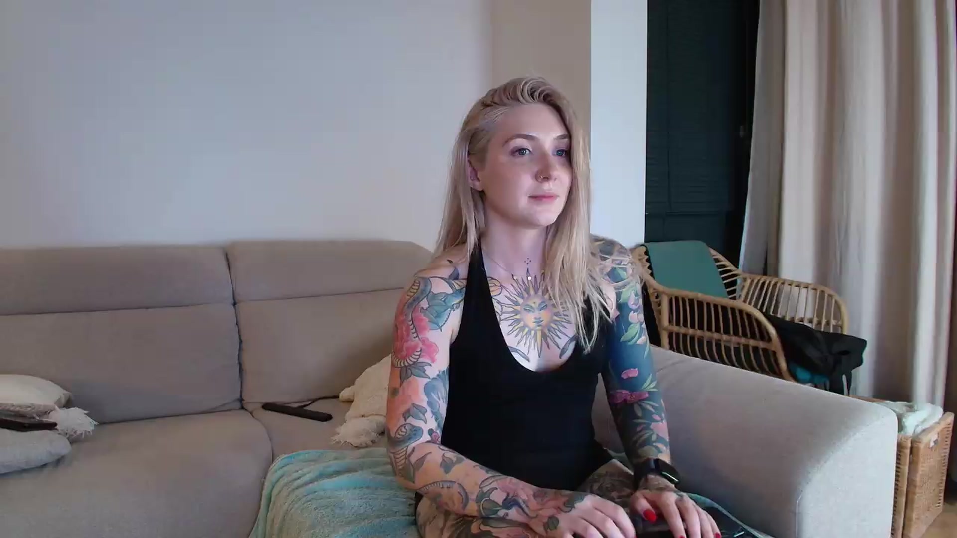 Gallery image thumbnail from Tattoo_bbgirl's myfreecams stream on, 05/25/2026, 21:11 image 5 of 20