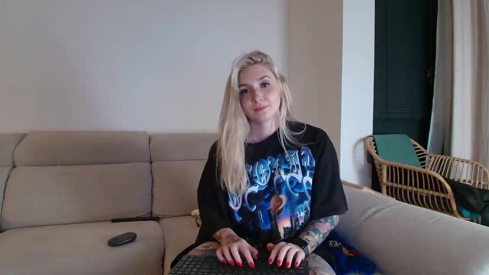 Gallery image thumbnail from Tattoo_bbgirl's myfreecams stream on, 05/26/2026, 21:28 image 6 of 20