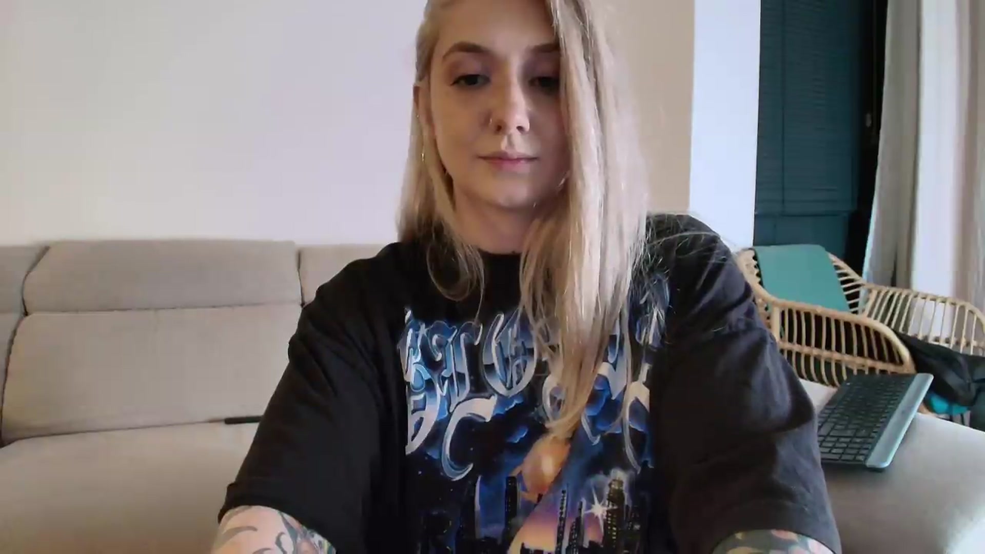Gallery image thumbnail from Tattoo_bbgirl's myfreecams stream on, 05/26/2026, 21:28 image 16 of 20
