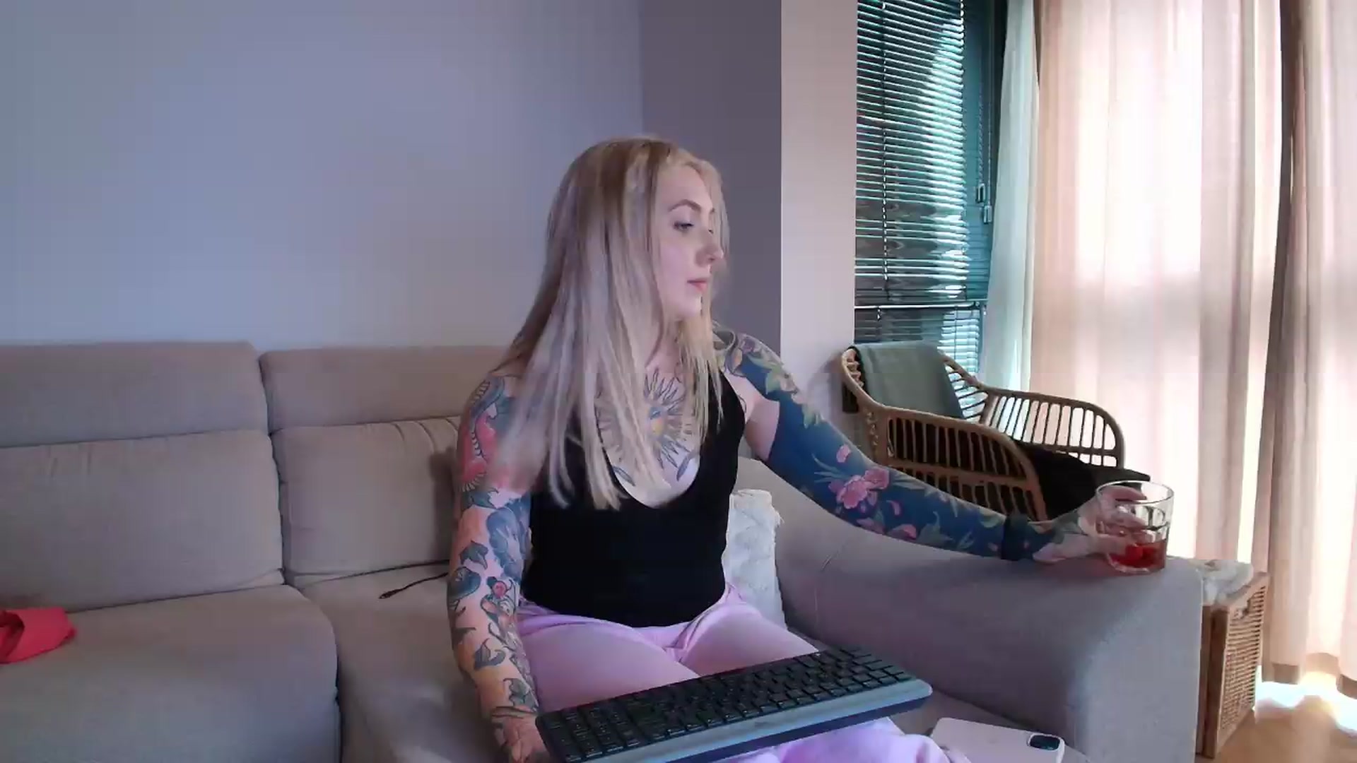 Gallery image thumbnail from Tattoo_bbgirl's myfreecams stream on, 05/27/2026, 19:45 image 5 of 20