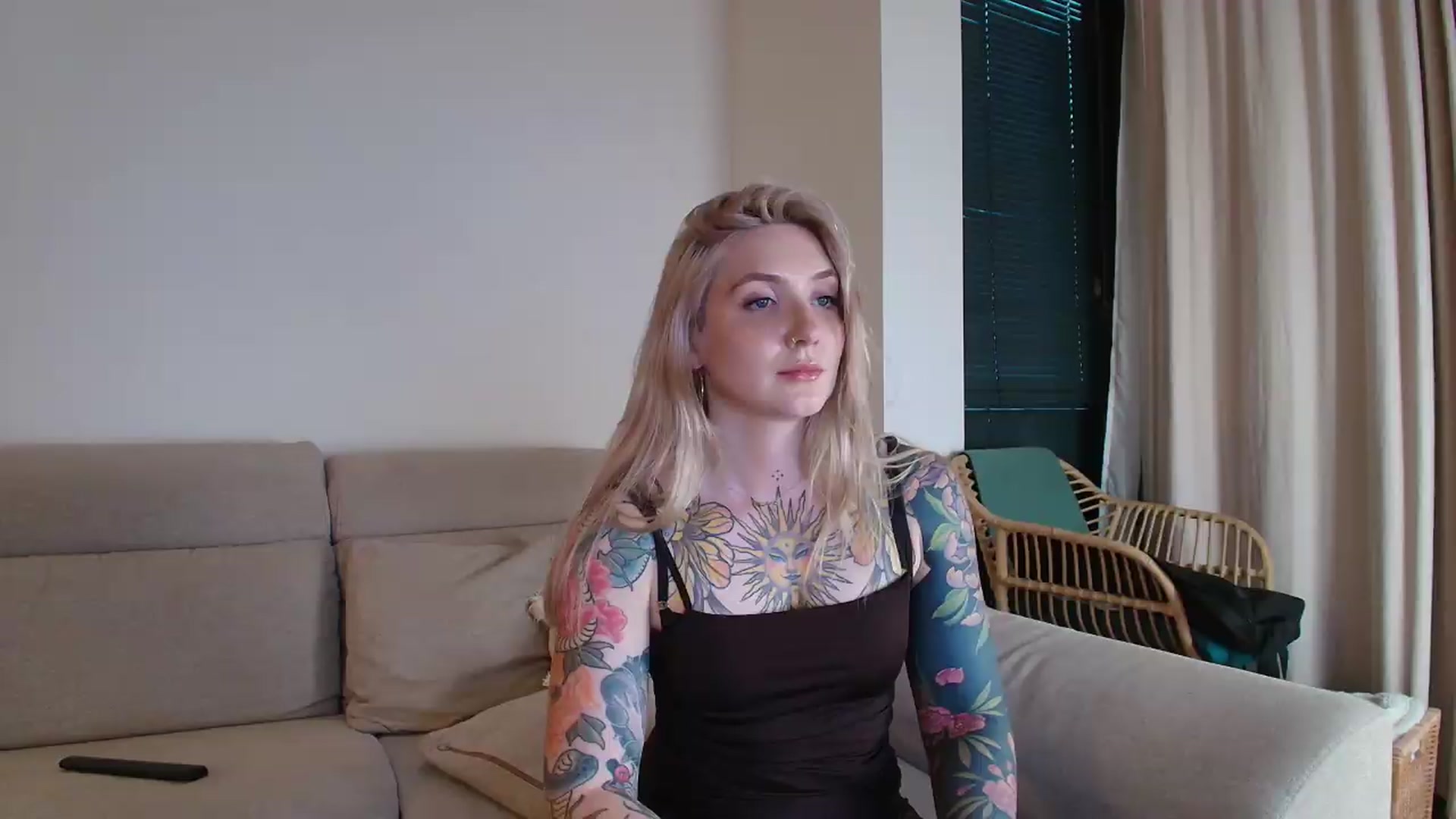 Gallery image thumbnail from Tattoo_bbgirl's myfreecams stream on, 06/01/2026, 20:12 image 5 of 20