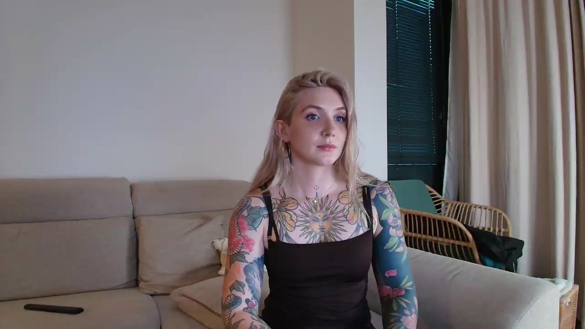 Gallery image thumbnail from Tattoo_bbgirl's myfreecams stream on, 06/01/2026, 20:12 image 3 of 20