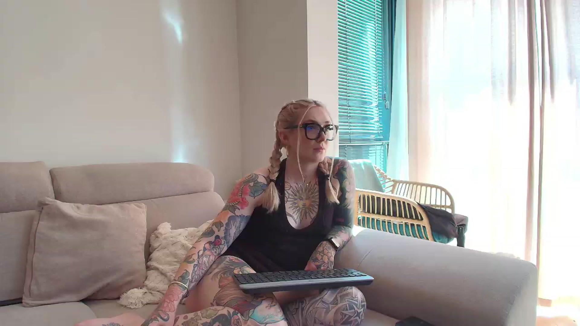 Gallery image thumbnail from Tattoo_bbgirl's myfreecams stream on, 06/02/2026, 14:47 image 11 of 20