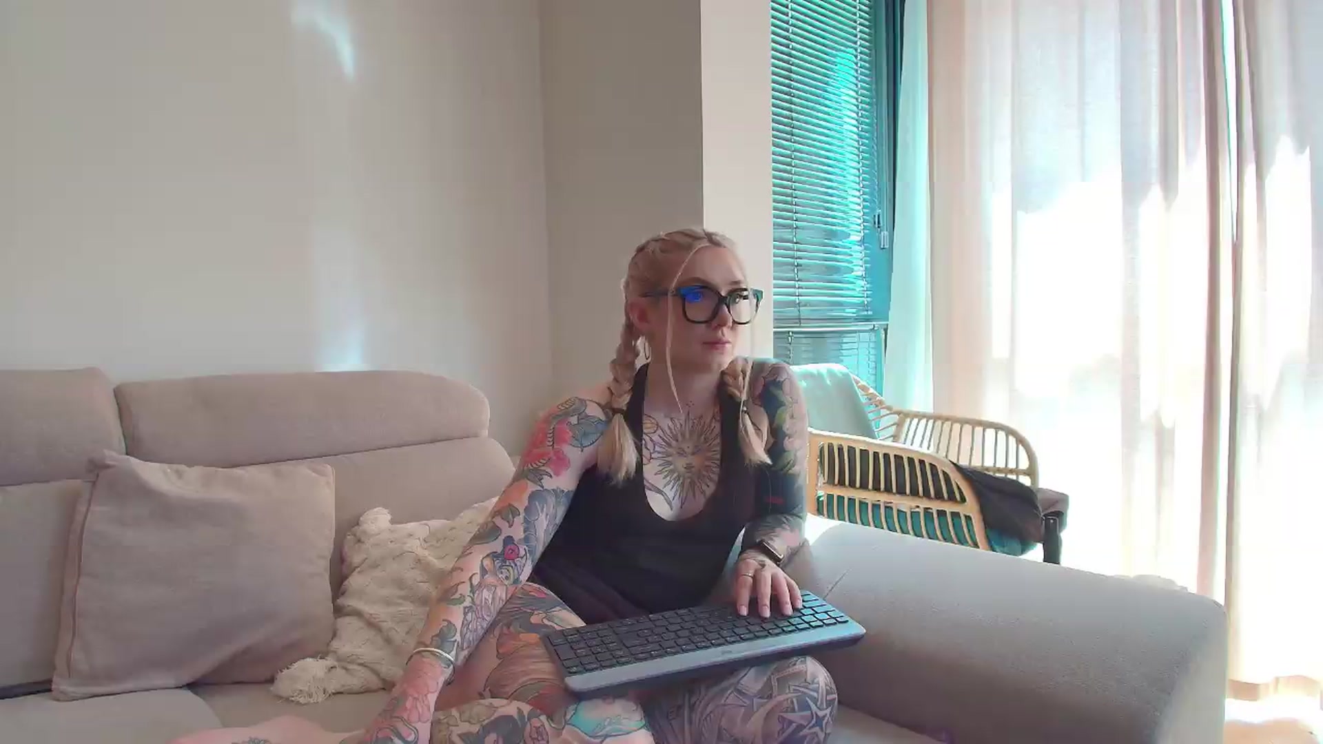 Gallery image thumbnail from Tattoo_bbgirl's myfreecams stream on, 06/02/2026, 14:47 image 18 of 20