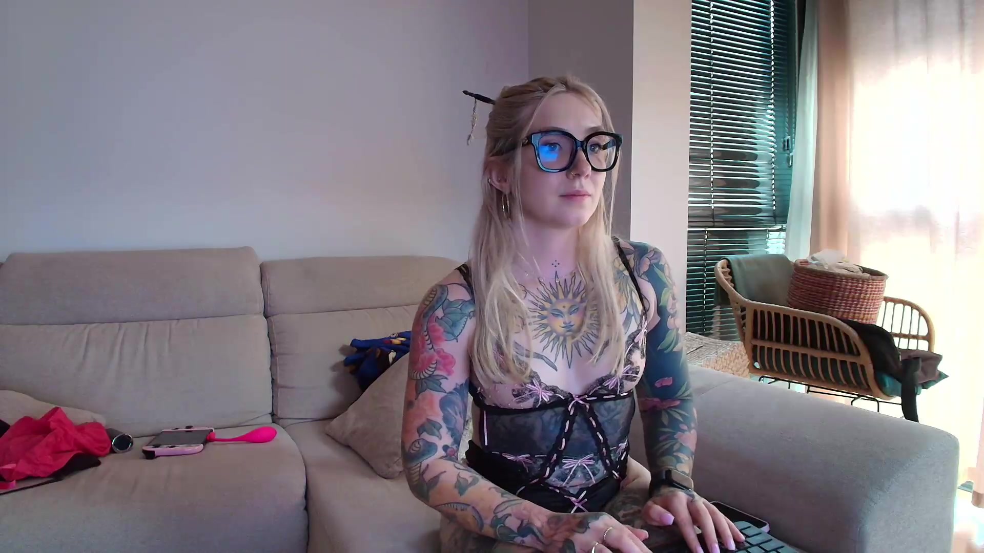 Gallery image thumbnail from Tattoo_bbgirl's myfreecams stream on, 06/05/2026, 18:53 image 13 of 20