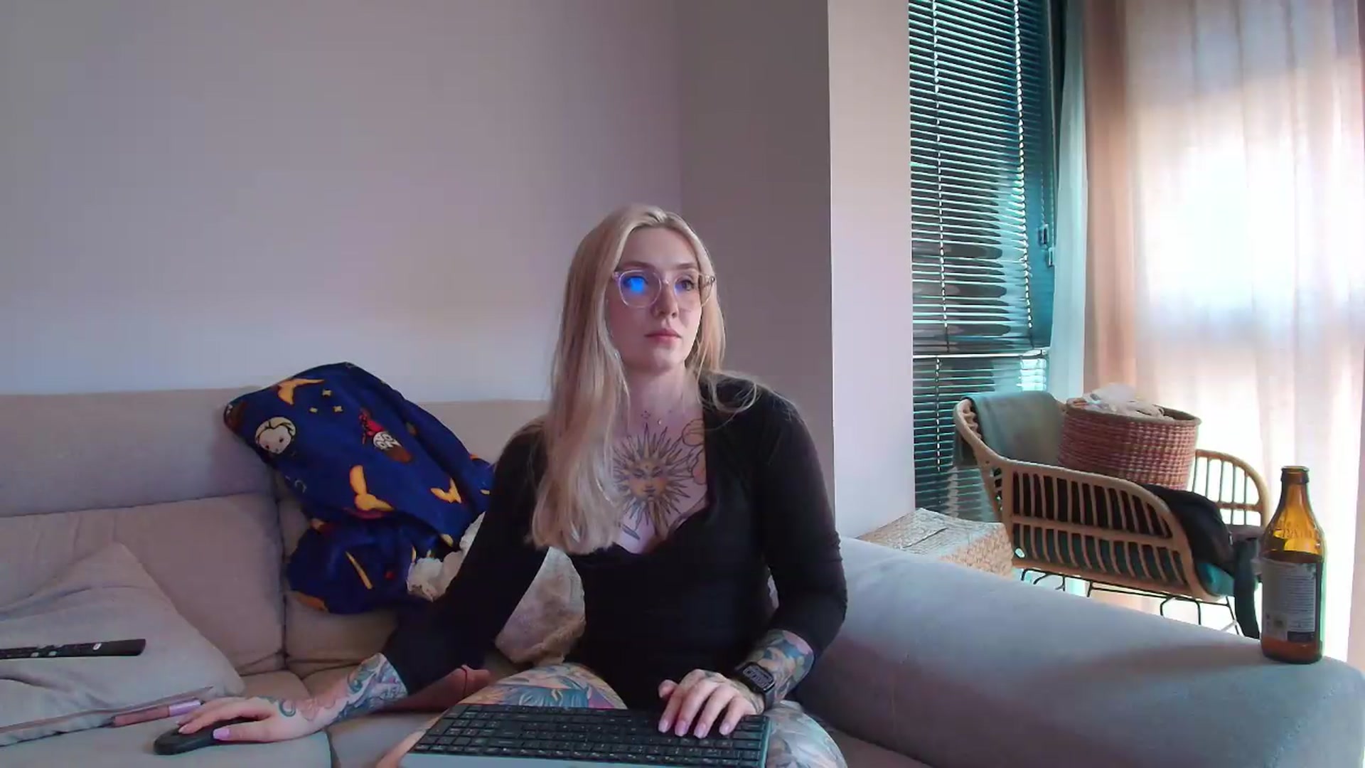 Gallery image thumbnail from Tattoo_bbgirl's myfreecams stream on, 06/06/2026, 19:00 image 19 of 20
