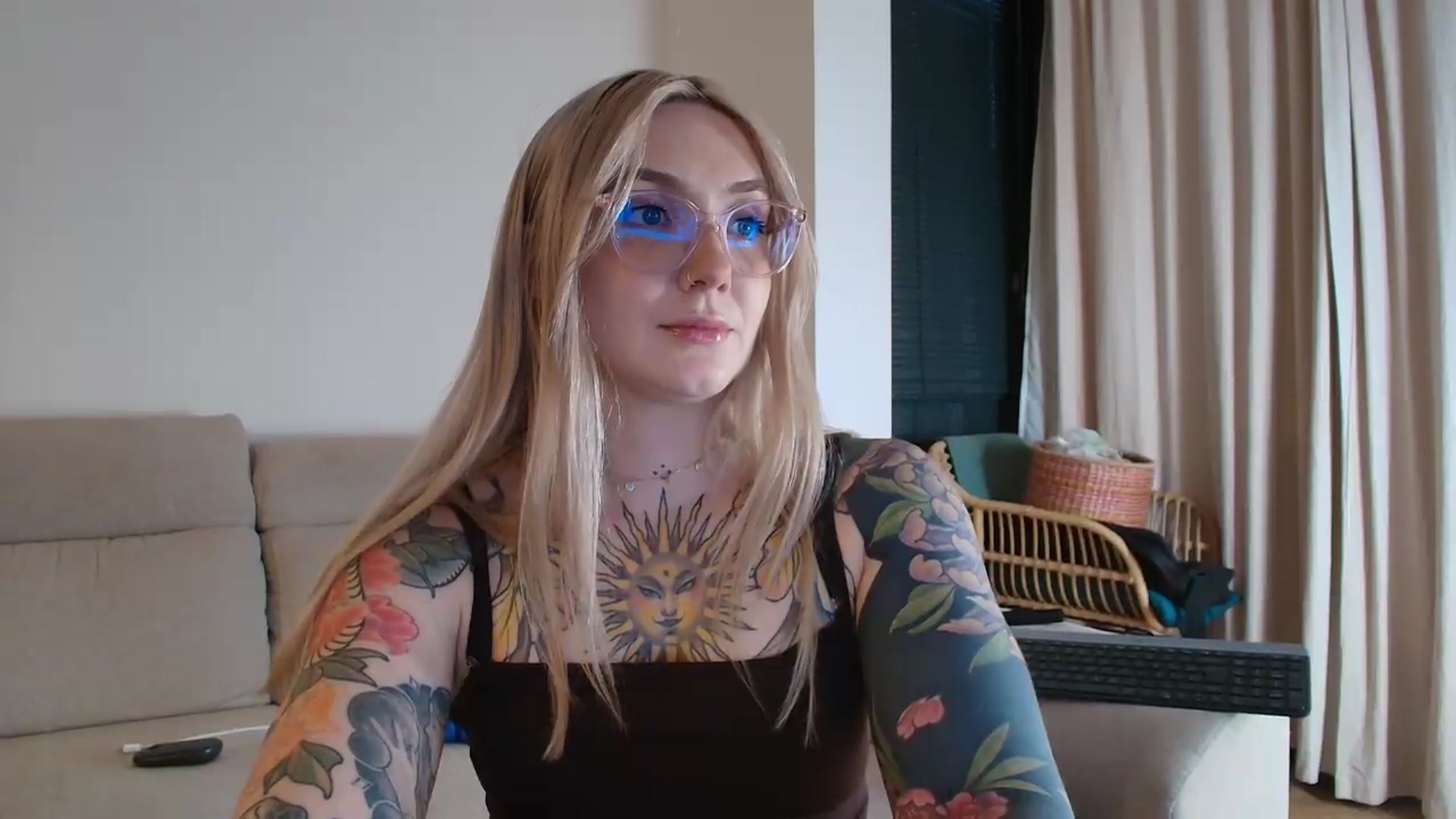 Gallery image thumbnail from Tattoo_bbgirl's myfreecams stream on, 06/08/2026, 20:22 image 17 of 20