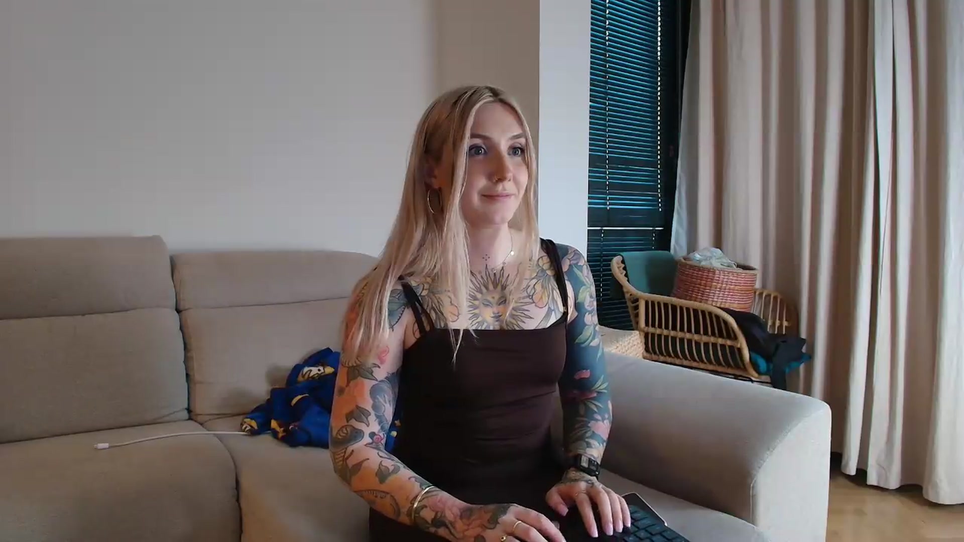 Gallery image thumbnail from Tattoo_bbgirl's myfreecams stream on, 06/08/2026, 20:22 image 6 of 20