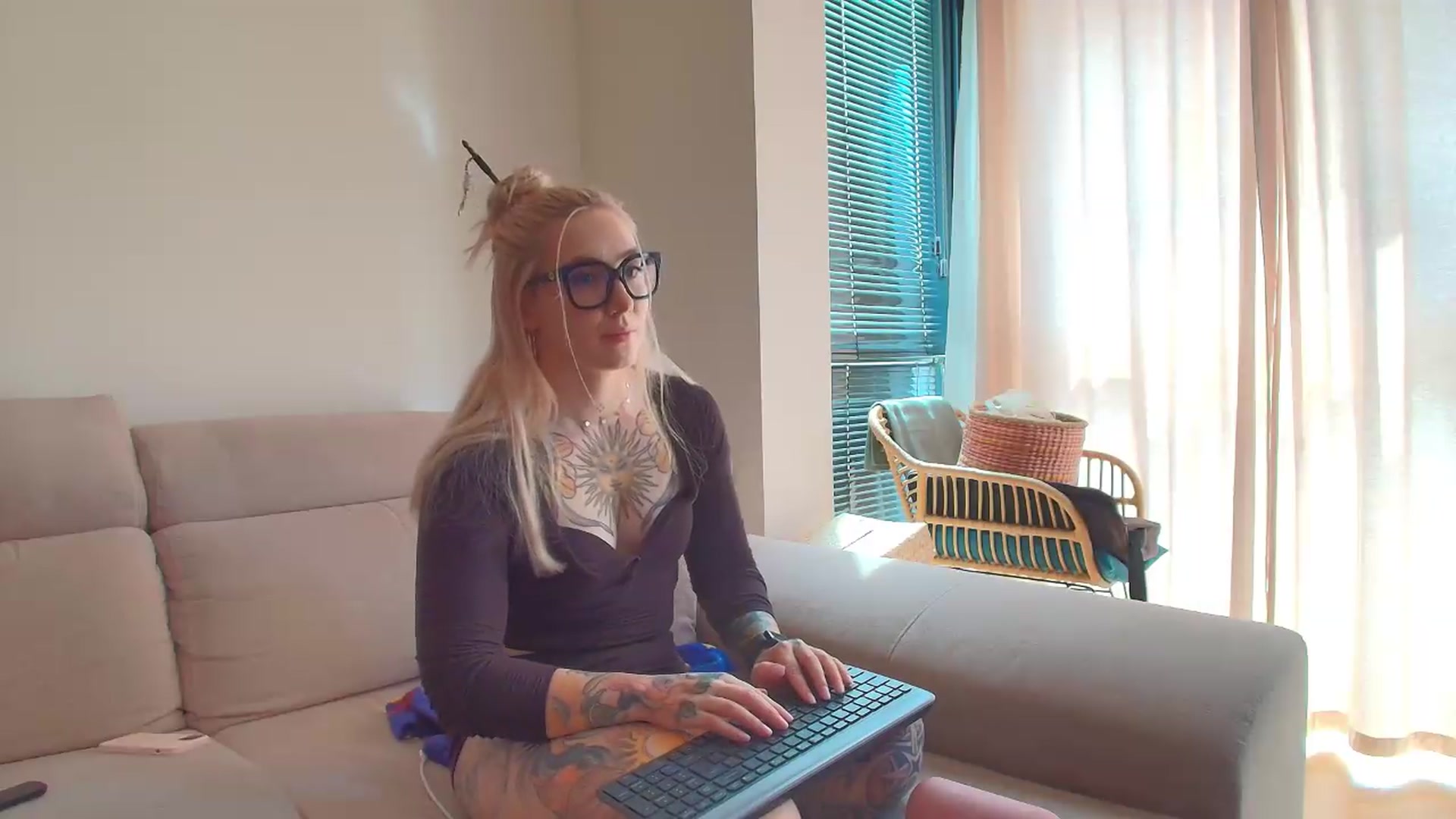 Gallery image thumbnail from Tattoo_bbgirl's myfreecams stream on, 06/10/2026, 14:41 image 11 of 20