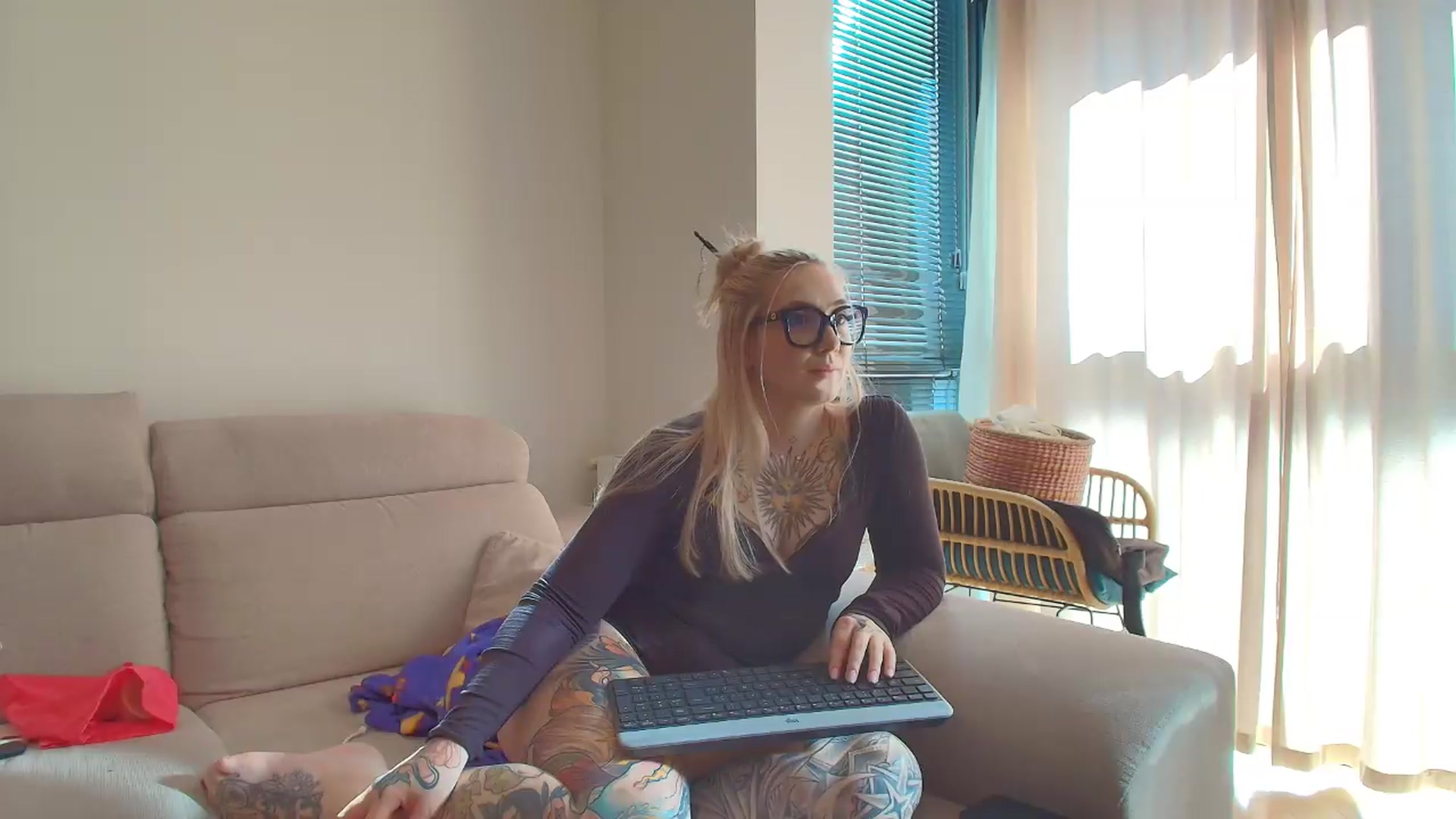 Gallery image thumbnail from Tattoo_bbgirl's myfreecams stream on, 06/10/2026, 18:21 image 6 of 20
