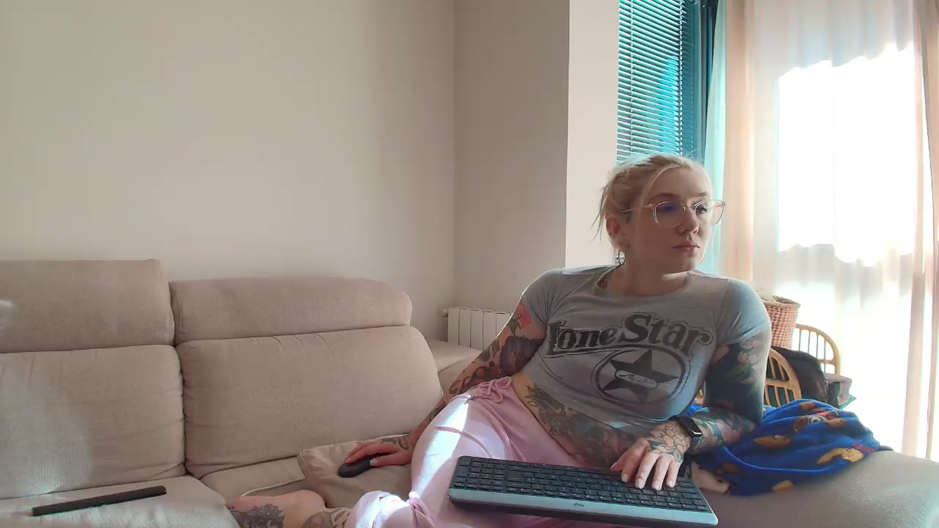 Gallery image thumbnail from Tattoo_bbgirl's myfreecams stream on, 06/12/2026, 16:03 image 9 of 20