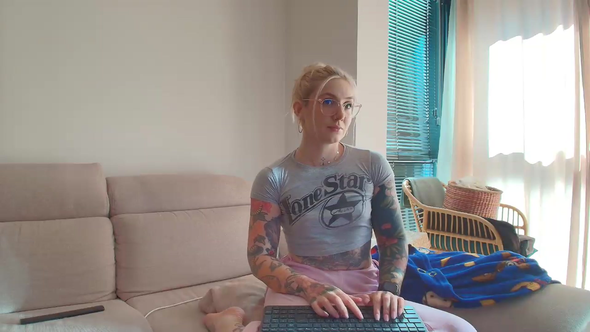 Gallery image thumbnail from Tattoo_bbgirl's myfreecams stream on, 06/12/2026, 16:03 image 16 of 20