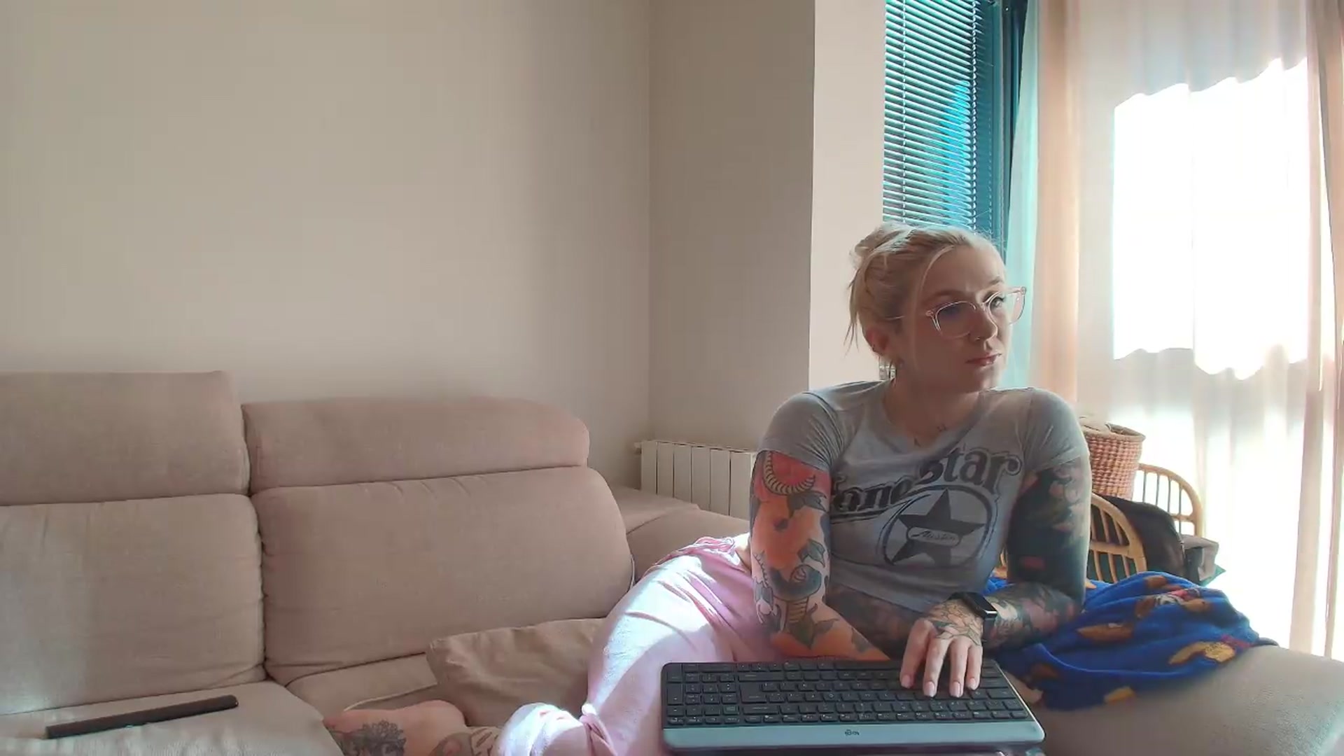 Gallery image thumbnail from Tattoo_bbgirl's myfreecams stream on, 06/12/2026, 16:03 image 14 of 20