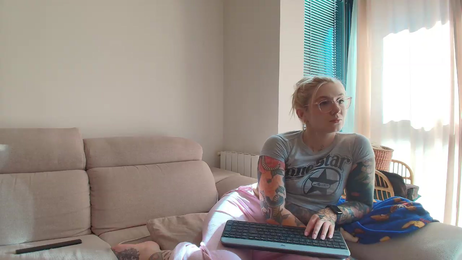 Gallery image thumbnail from Tattoo_bbgirl's myfreecams stream on, 06/12/2026, 16:03 image 10 of 20