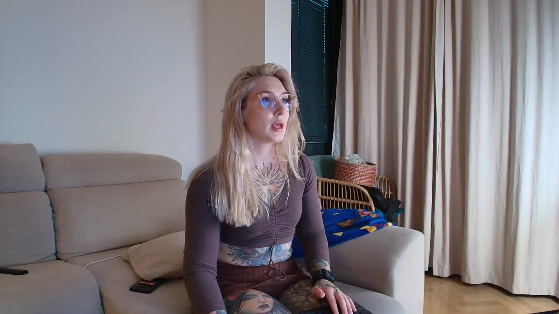 Gallery image thumbnail from Tattoo_bbgirl's myfreecams stream on, 06/12/2026, 20:03 image 19 of 20
