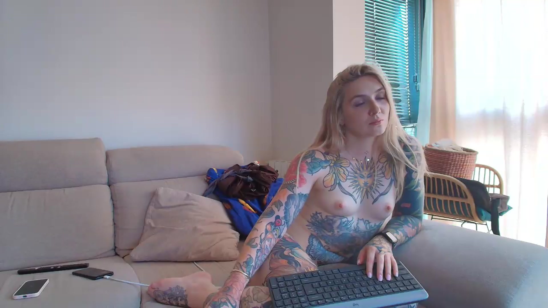 Gallery image thumbnail from Tattoo_bbgirl's myfreecams stream on, 06/13/2026, 20:33 image 5 of 20