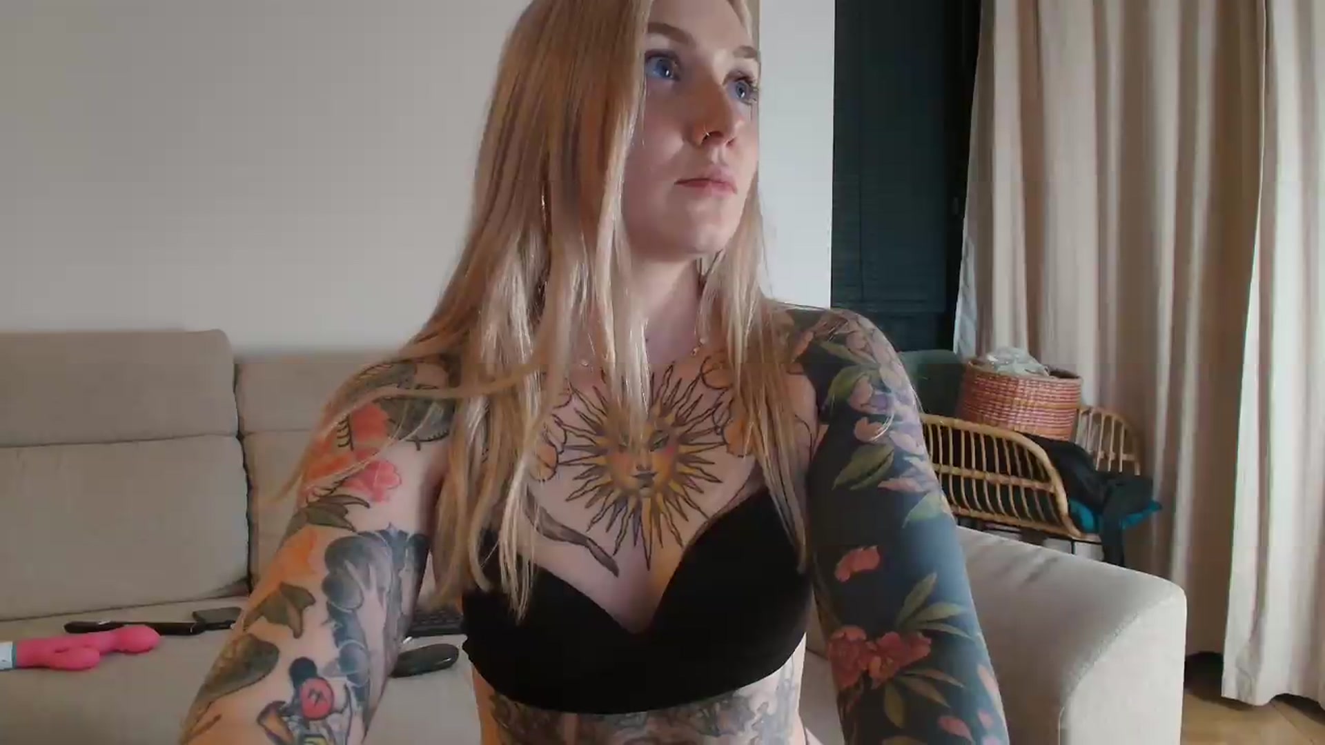 Gallery image thumbnail from Tattoo_bbgirl's myfreecams stream on, 06/13/2026, 21:24 image 15 of 20