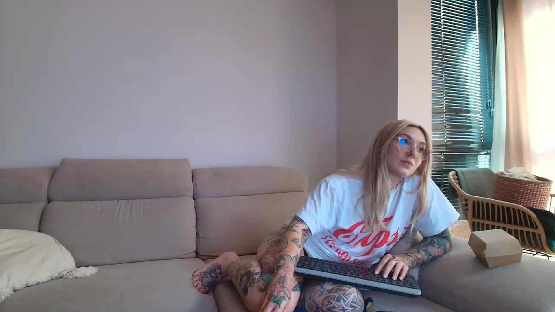 Gallery image thumbnail from Tattoo_bbgirl's myfreecams stream on, 06/15/2026, 18:06 image 19 of 20