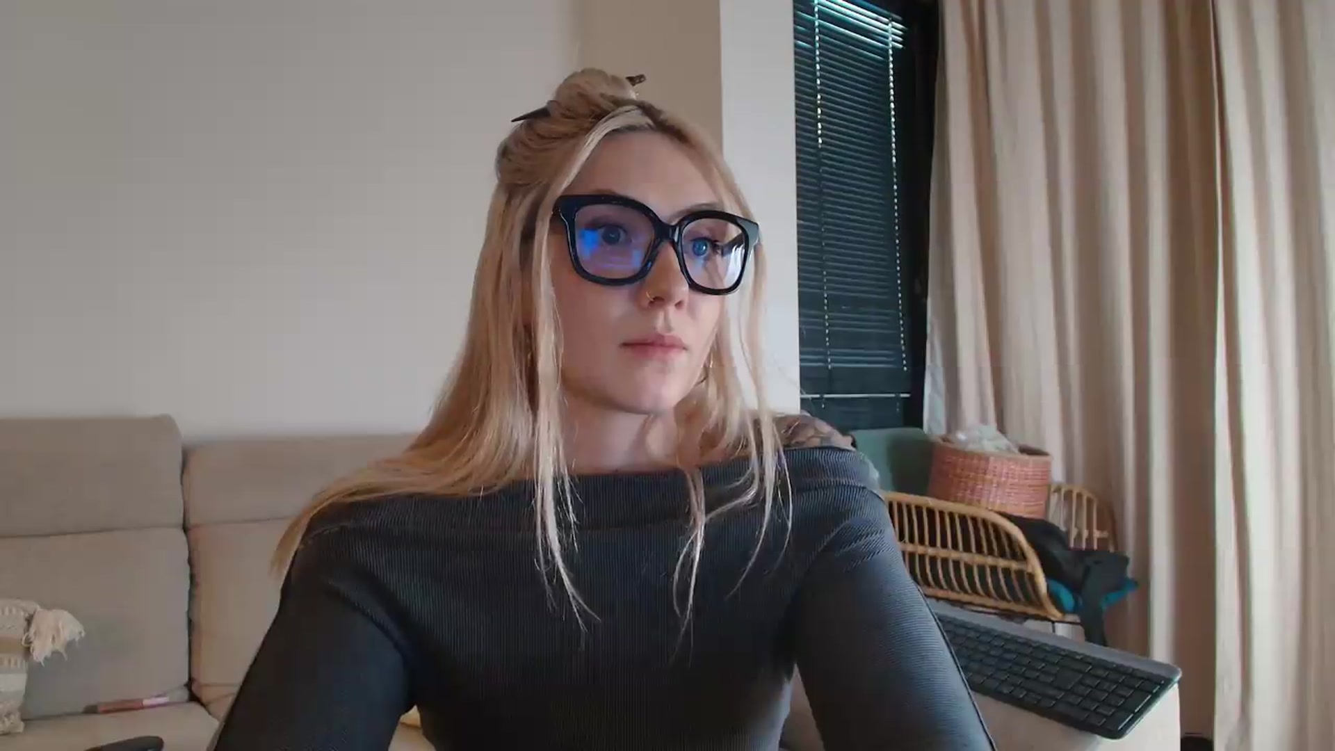 Gallery image thumbnail from Tattoo_bbgirl's myfreecams stream on, 06/16/2026, 20:06 image 18 of 20
