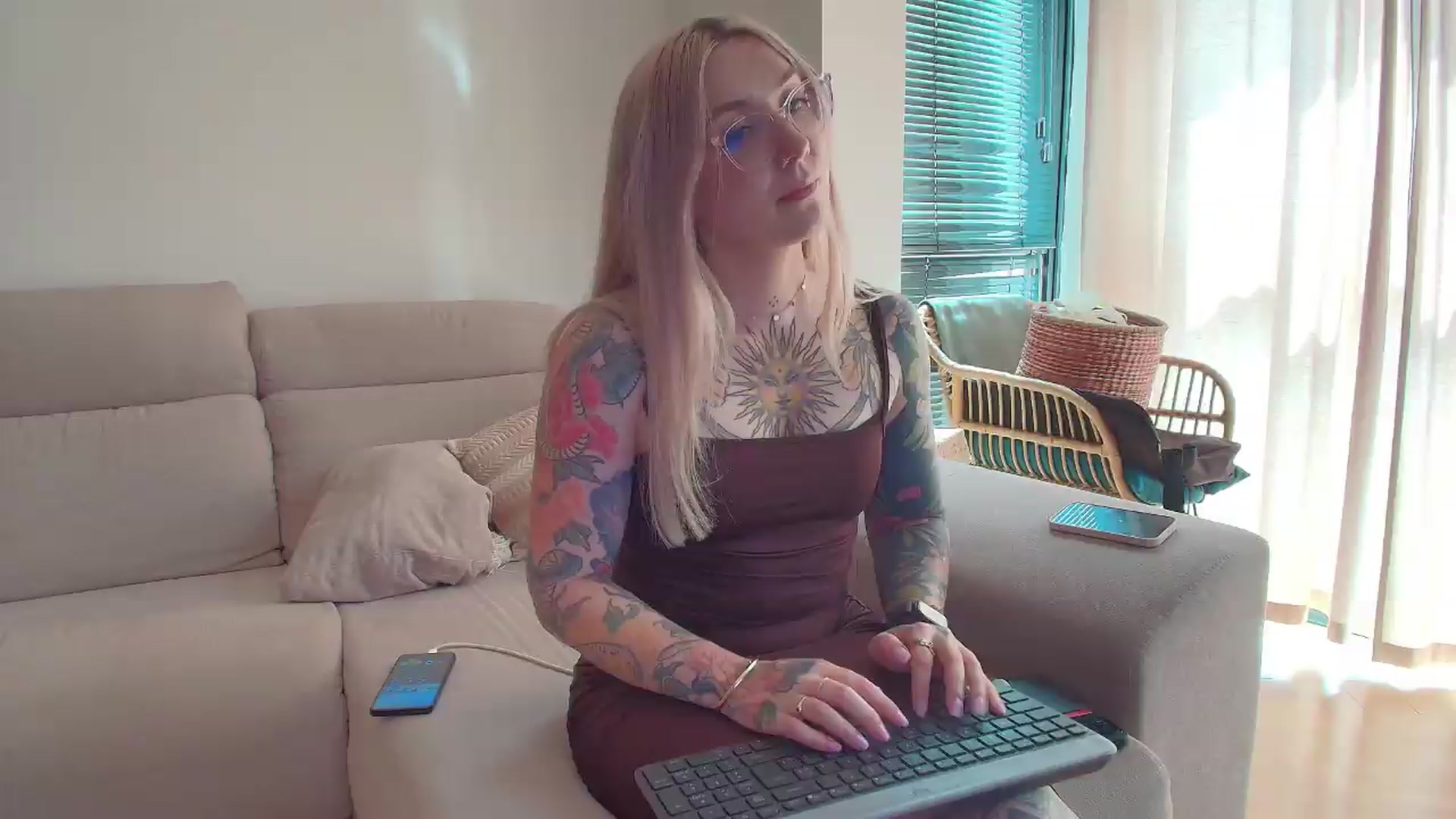 Gallery image thumbnail from Tattoo_bbgirl's myfreecams stream on, 06/20/2026, 16:30 image 1 of 20