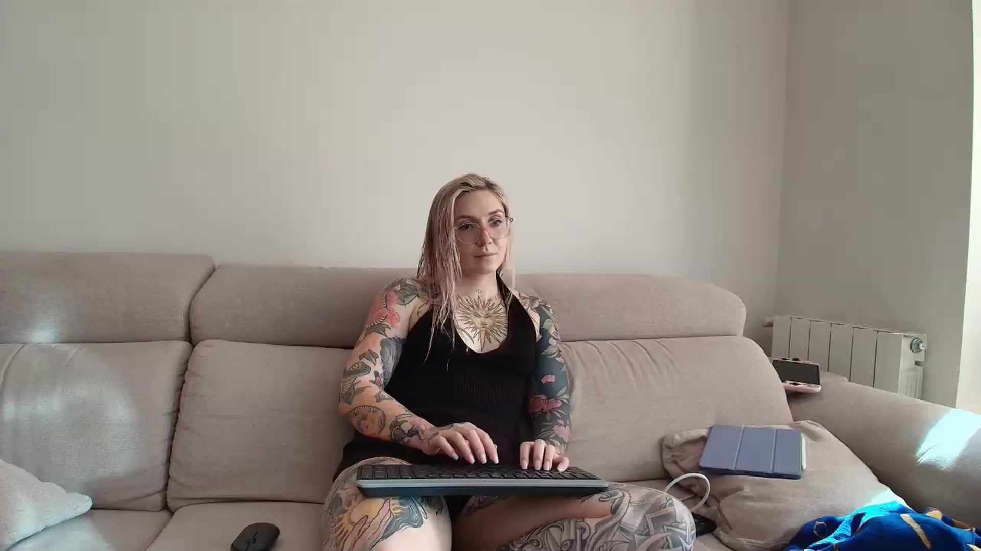 Gallery image thumbnail from Tattoo_bbgirl's myfreecams stream on, 06/24/2026, 16:52 image 1 of 20