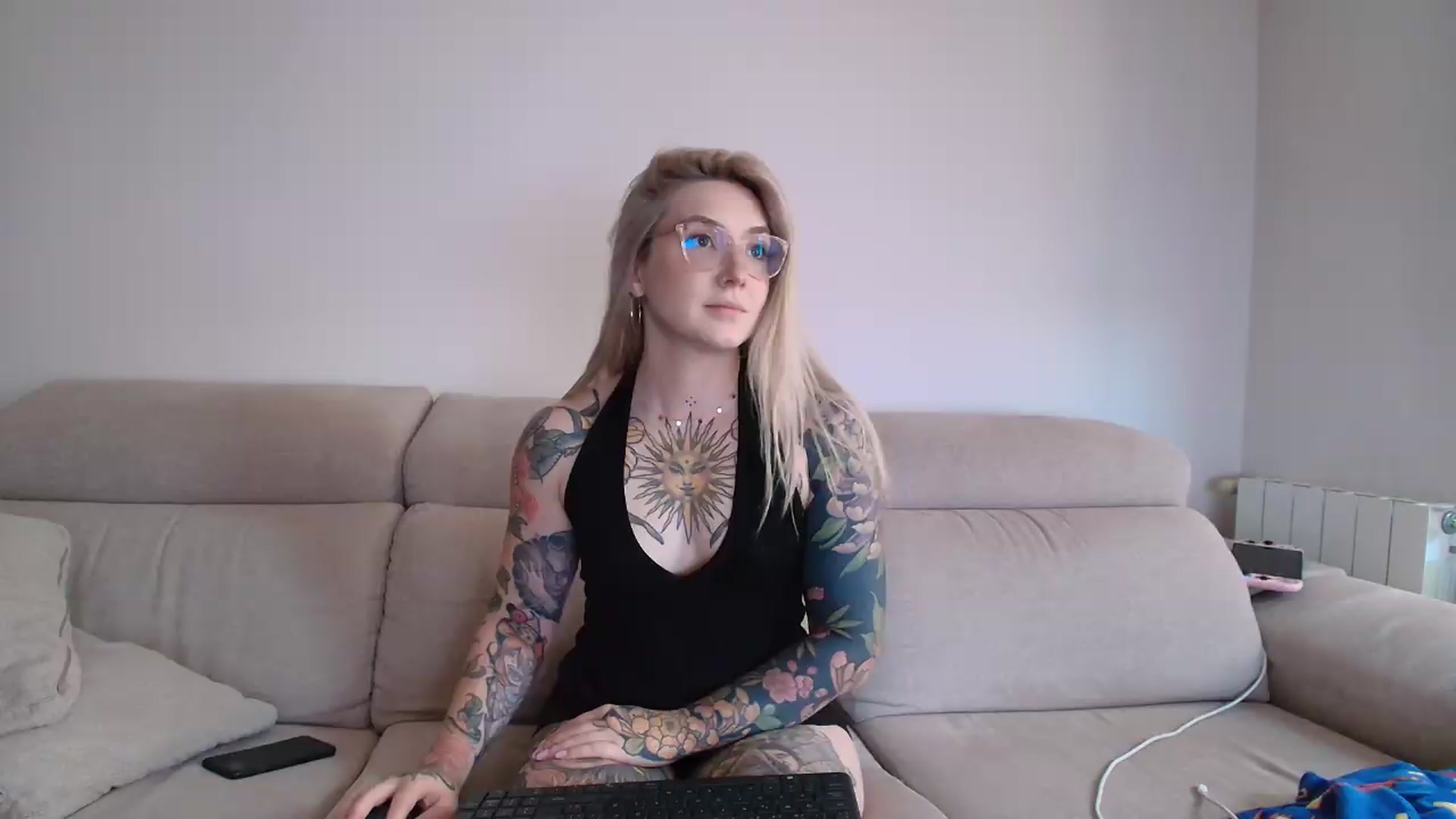 Gallery image thumbnail from Tattoo_bbgirl's myfreecams stream on, 06/24/2026, 20:17 image 1 of 20