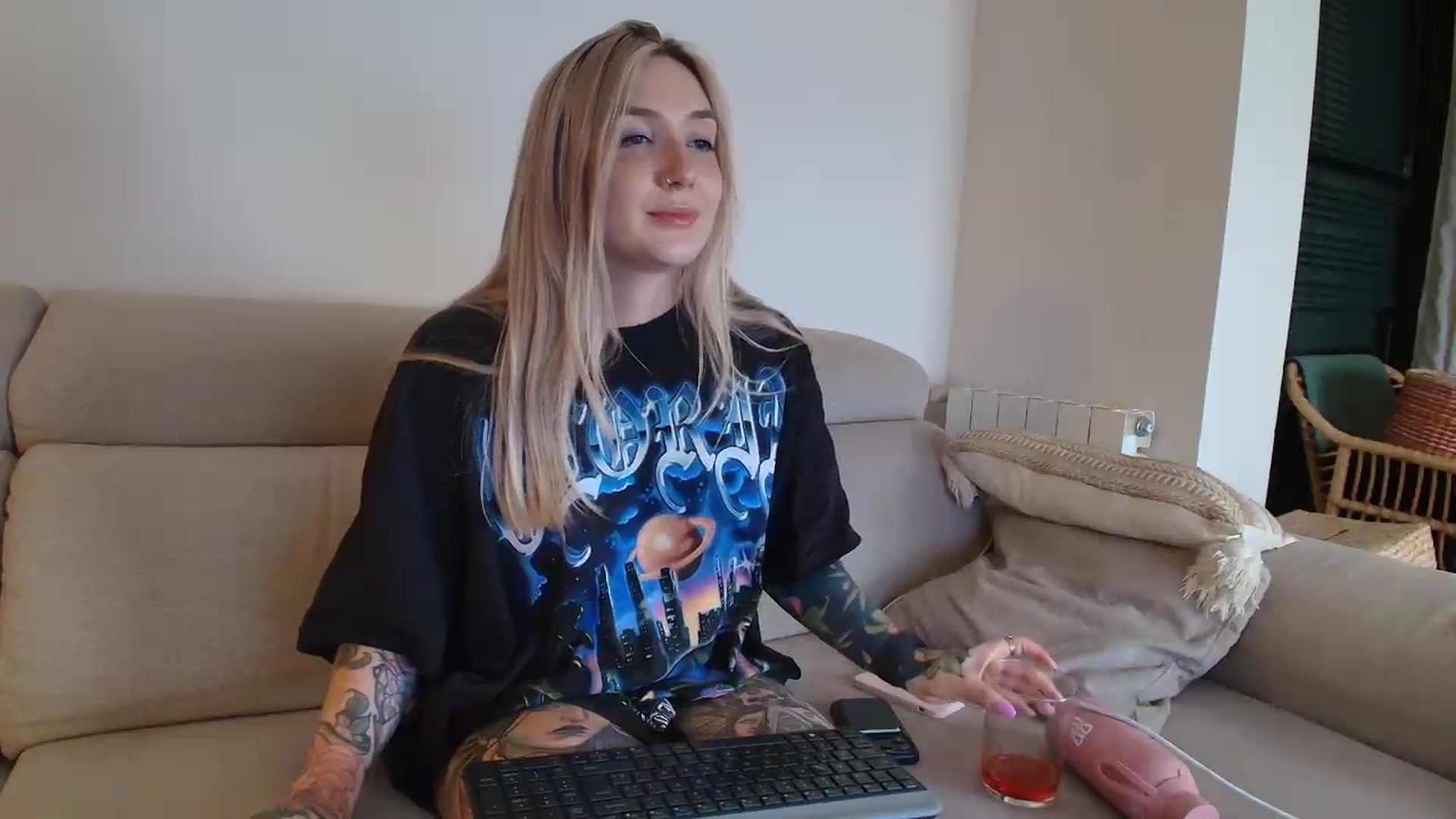 Gallery image thumbnail from Tattoo_bbgirl's myfreecams stream on, 07/03/2026, 21:04 image 16 of 20