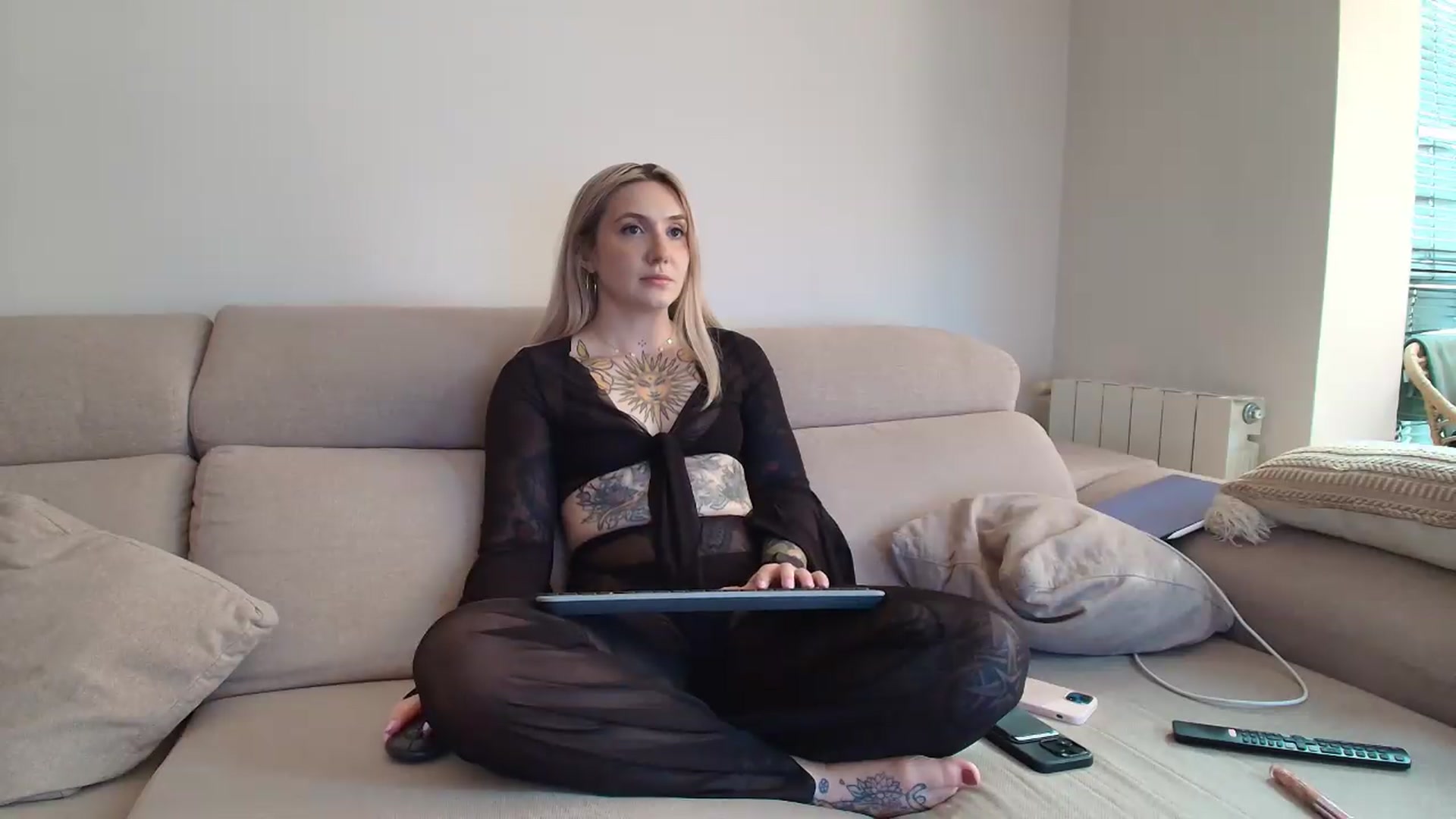 Gallery image thumbnail from Tattoo_bbgirl's myfreecams stream on, 07/06/2026, 18:01 image 12 of 20