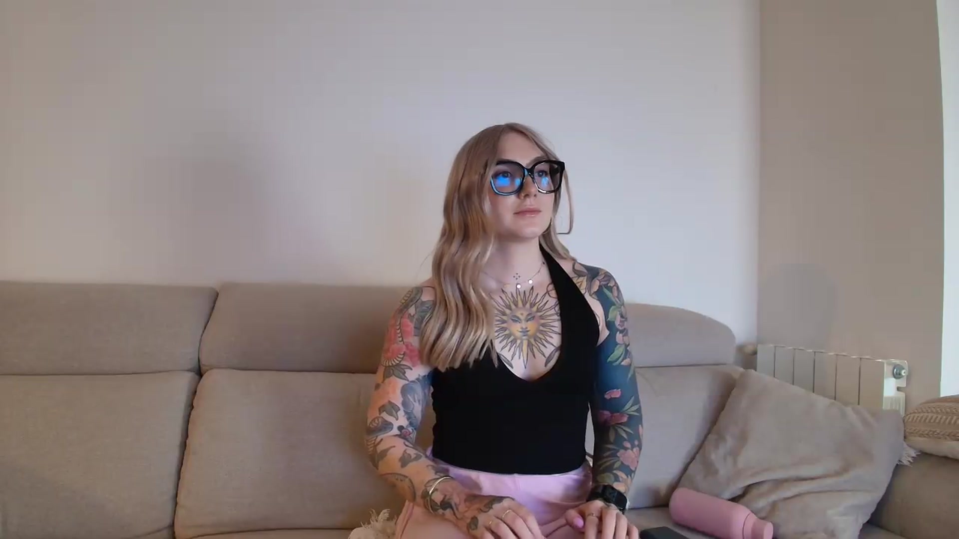 Gallery image thumbnail from Tattoo_bbgirl's myfreecams stream on, 07/07/2026, 17:47 image 12 of 20