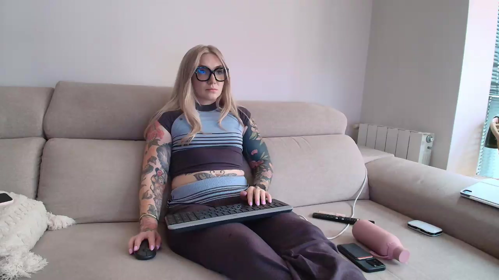 Gallery image thumbnail from Tattoo_bbgirl's myfreecams stream on, 07/14/2026, 20:32 image 1 of 20