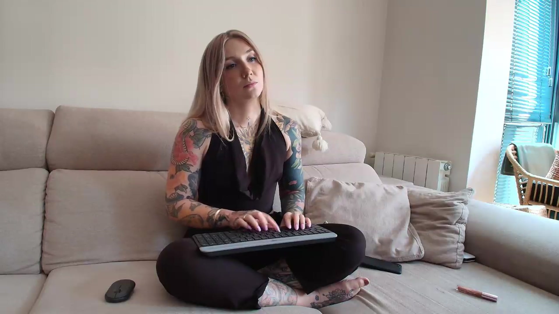 Gallery image thumbnail from Tattoo_bbgirl's myfreecams stream on, 07/18/2026, 15:00 image 6 of 20