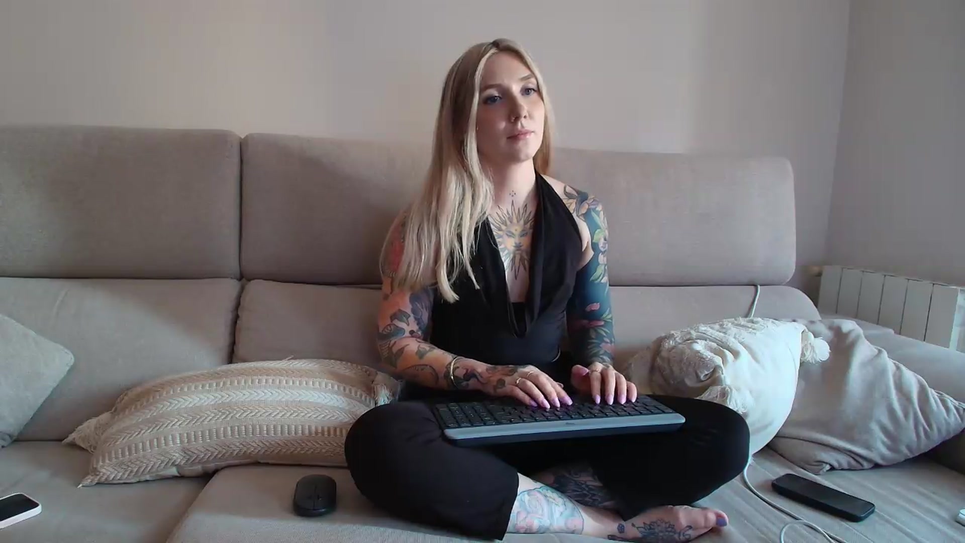 Gallery image thumbnail from Tattoo_bbgirl's myfreecams stream on, 07/31/2026, 17:36 image 12 of 20