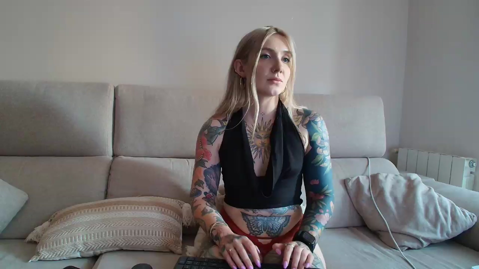Gallery image thumbnail from Tattoo_bbgirl's myfreecams stream on, 07/31/2026, 18:23 image 1 of 20
