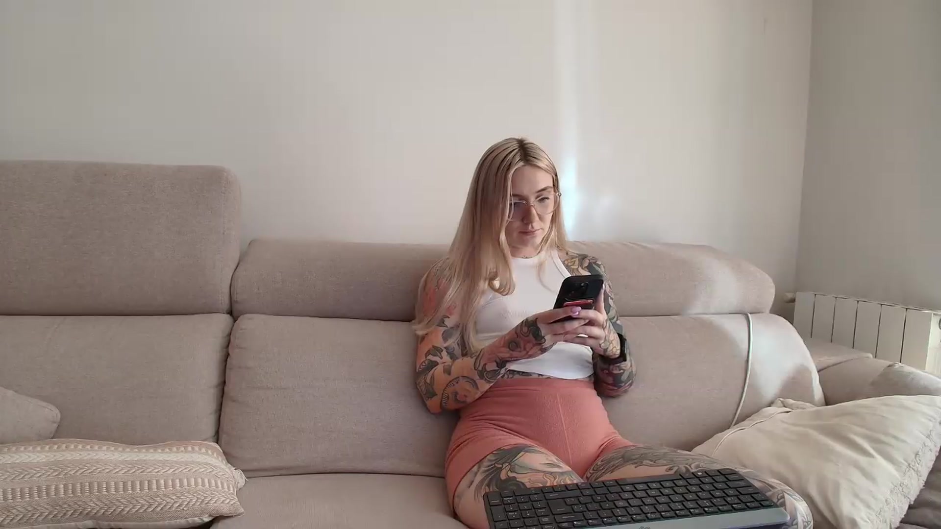Gallery image thumbnail from Tattoo_bbgirl's myfreecams stream on, 08/03/2026, 19:03 image 2 of 20