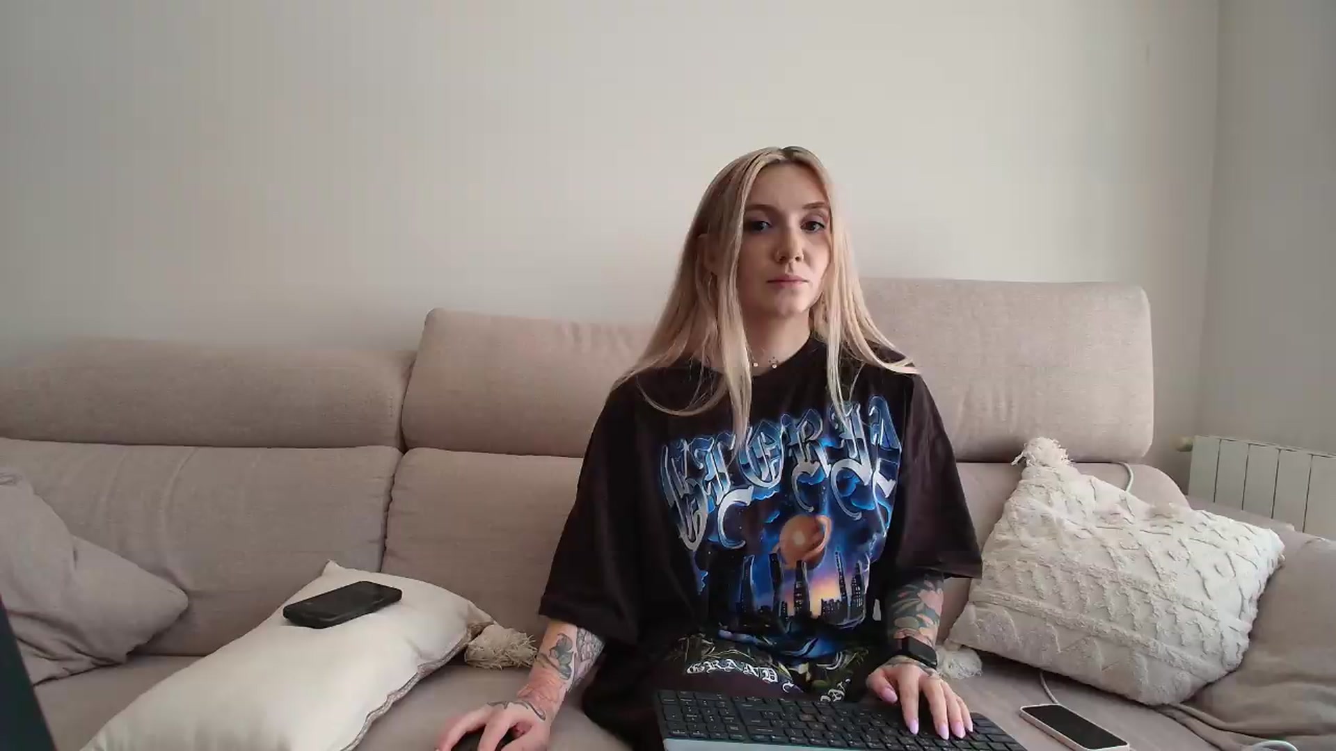 Gallery image thumbnail from Tattoo_bbgirl's myfreecams stream on, 08/04/2026, 18:24 image 1 of 20