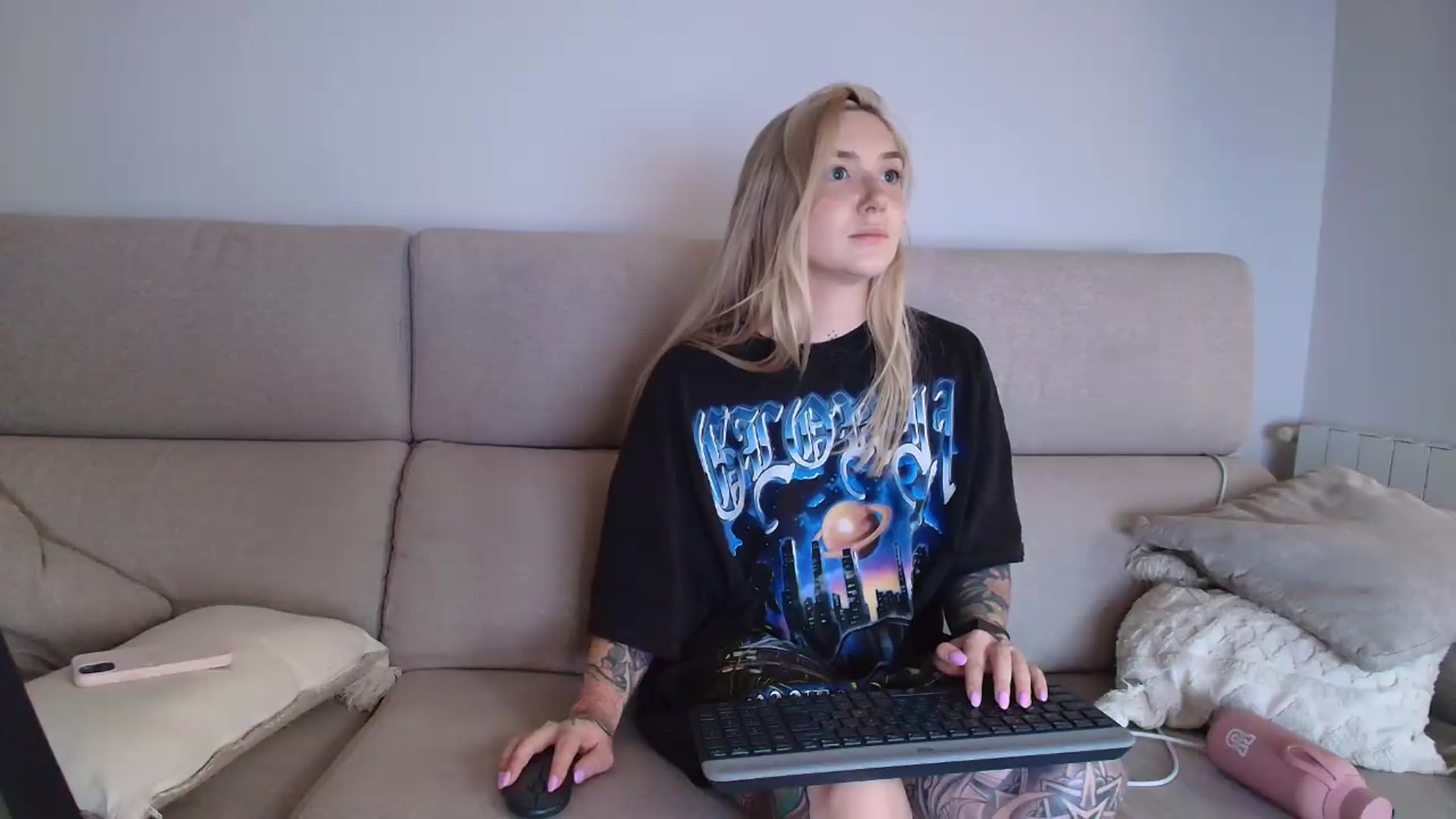 Gallery image thumbnail from Tattoo_bbgirl's myfreecams stream on, 08/04/2026, 19:20 image 3 of 20