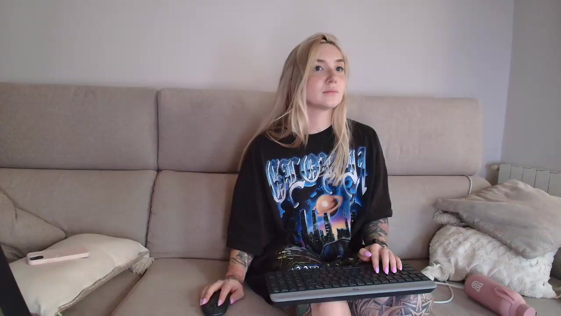 Gallery image thumbnail from Tattoo_bbgirl's myfreecams stream on, 08/04/2026, 19:20 image 4 of 20