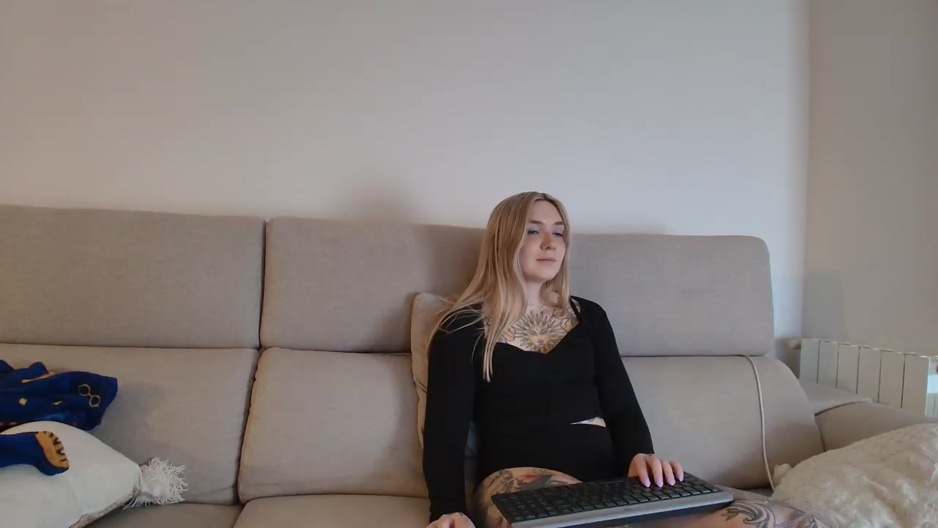 Gallery image thumbnail from Tattoo_bbgirl's myfreecams stream on, 08/07/2026, 20:12 image 17 of 20
