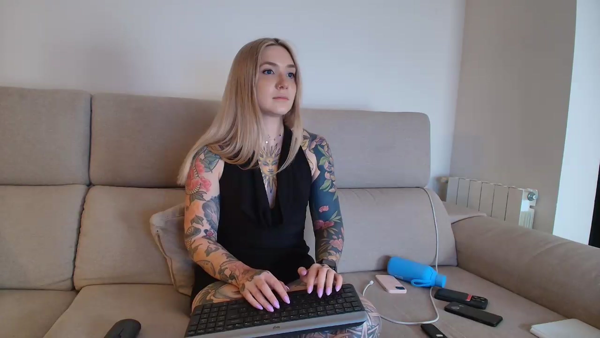 Gallery image thumbnail from Tattoo_bbgirl's myfreecams stream on, 08/11/2026, 20:06 image 2 of 20