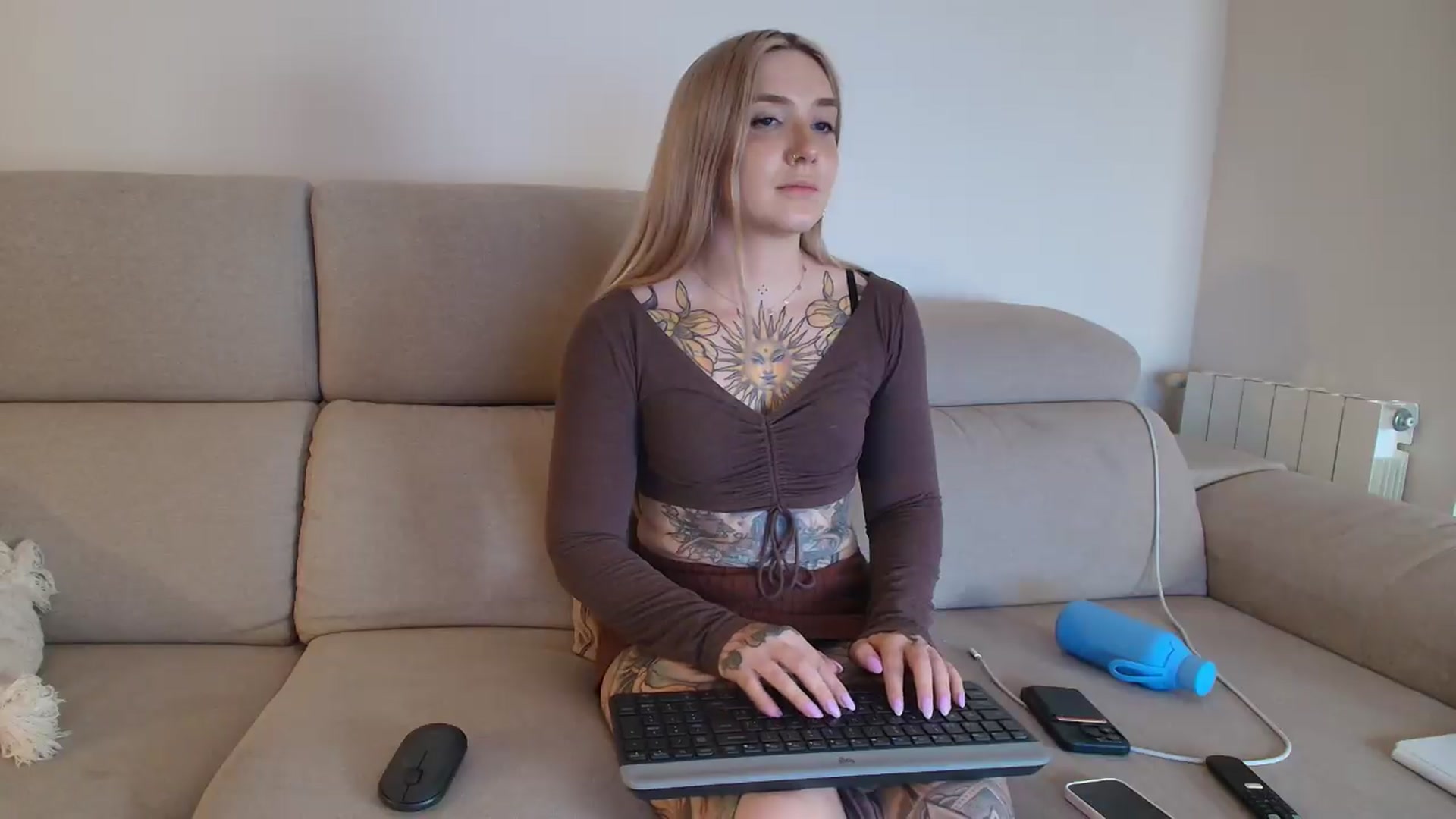 Gallery image thumbnail from Tattoo_bbgirl's myfreecams stream on, 08/12/2026, 20:52 image 18 of 20