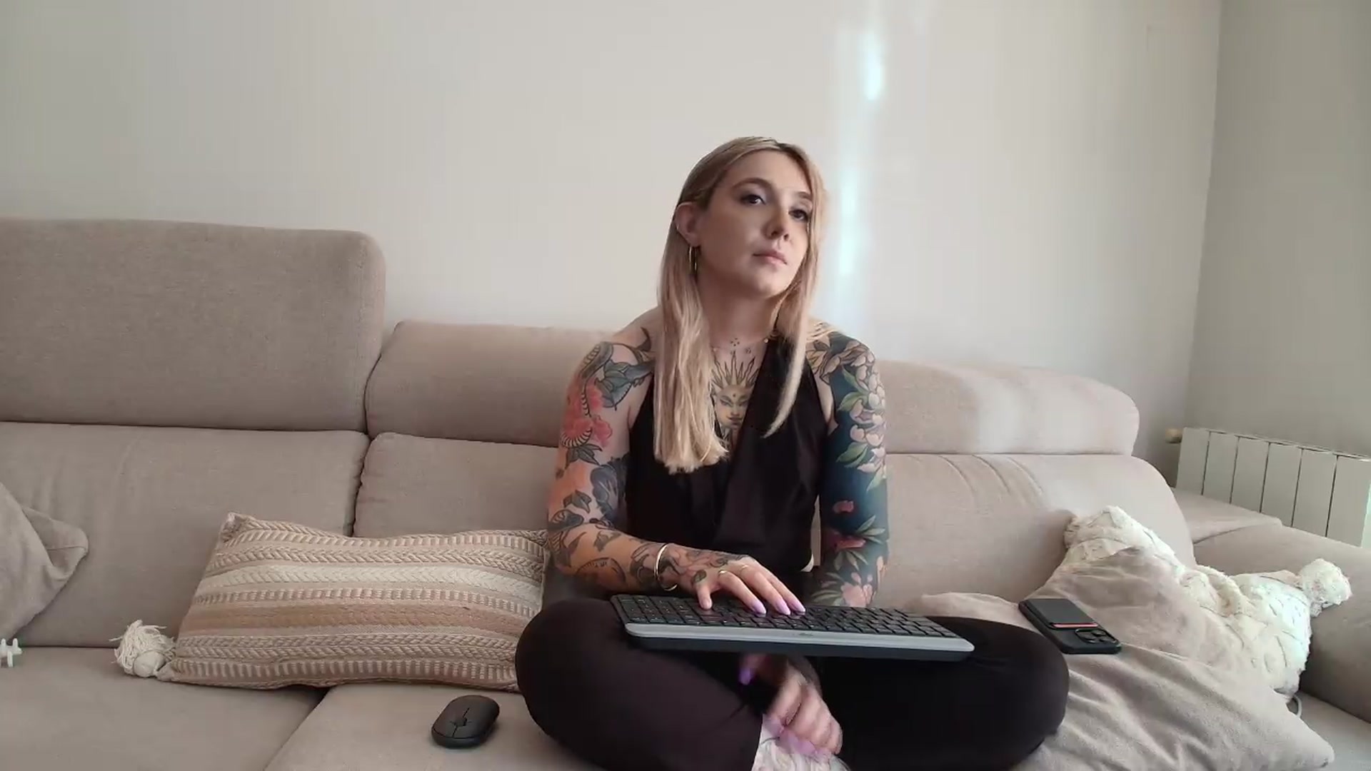 Gallery image thumbnail from Tattoo_bbgirl's myfreecams stream on, 08/14/2026, 15:14 image 20 of 20