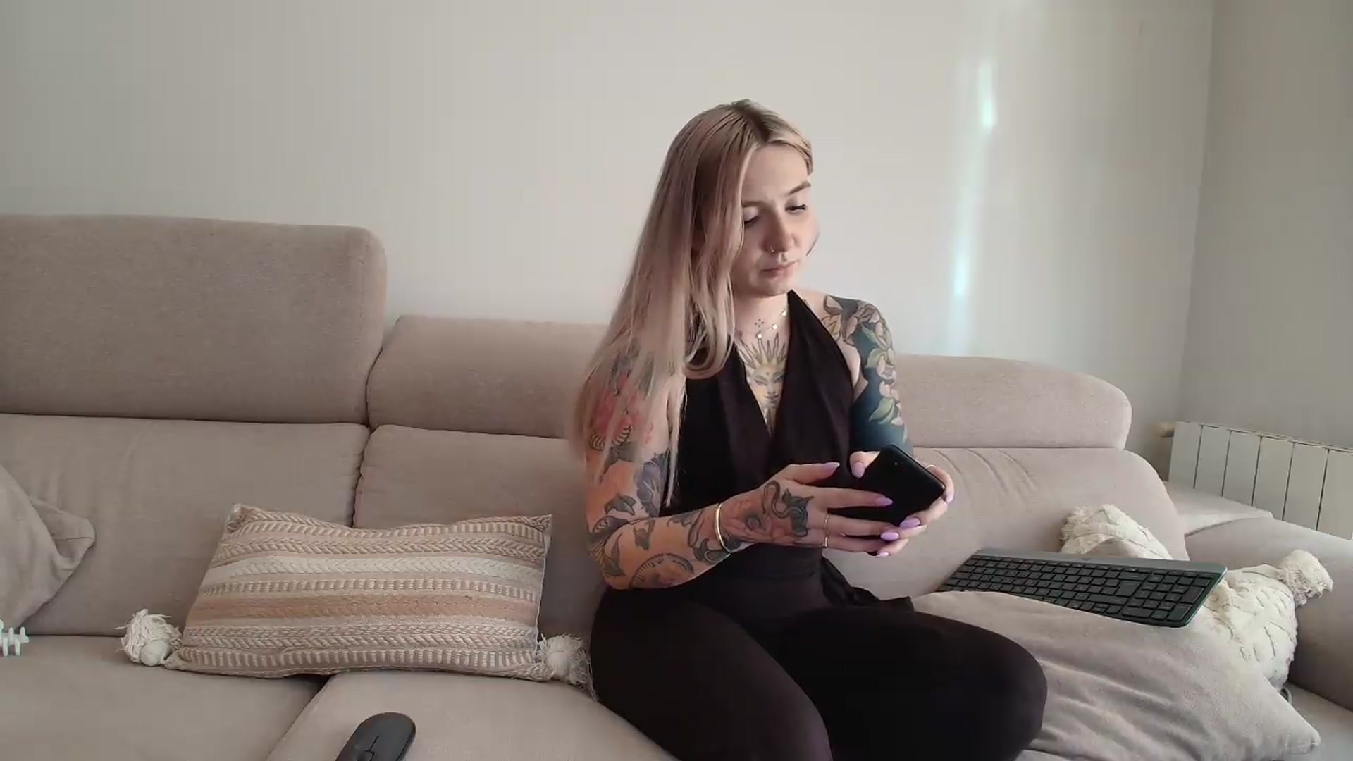 Gallery image thumbnail from Tattoo_bbgirl's myfreecams stream on, 08/14/2026, 15:14 image 5 of 20