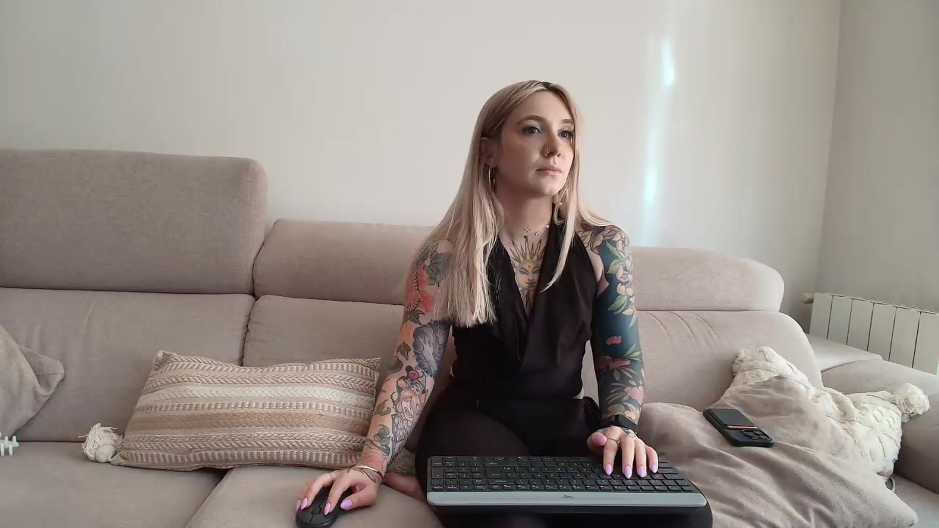 Gallery image thumbnail from Tattoo_bbgirl's myfreecams stream on, 08/14/2026, 15:14 image 8 of 20