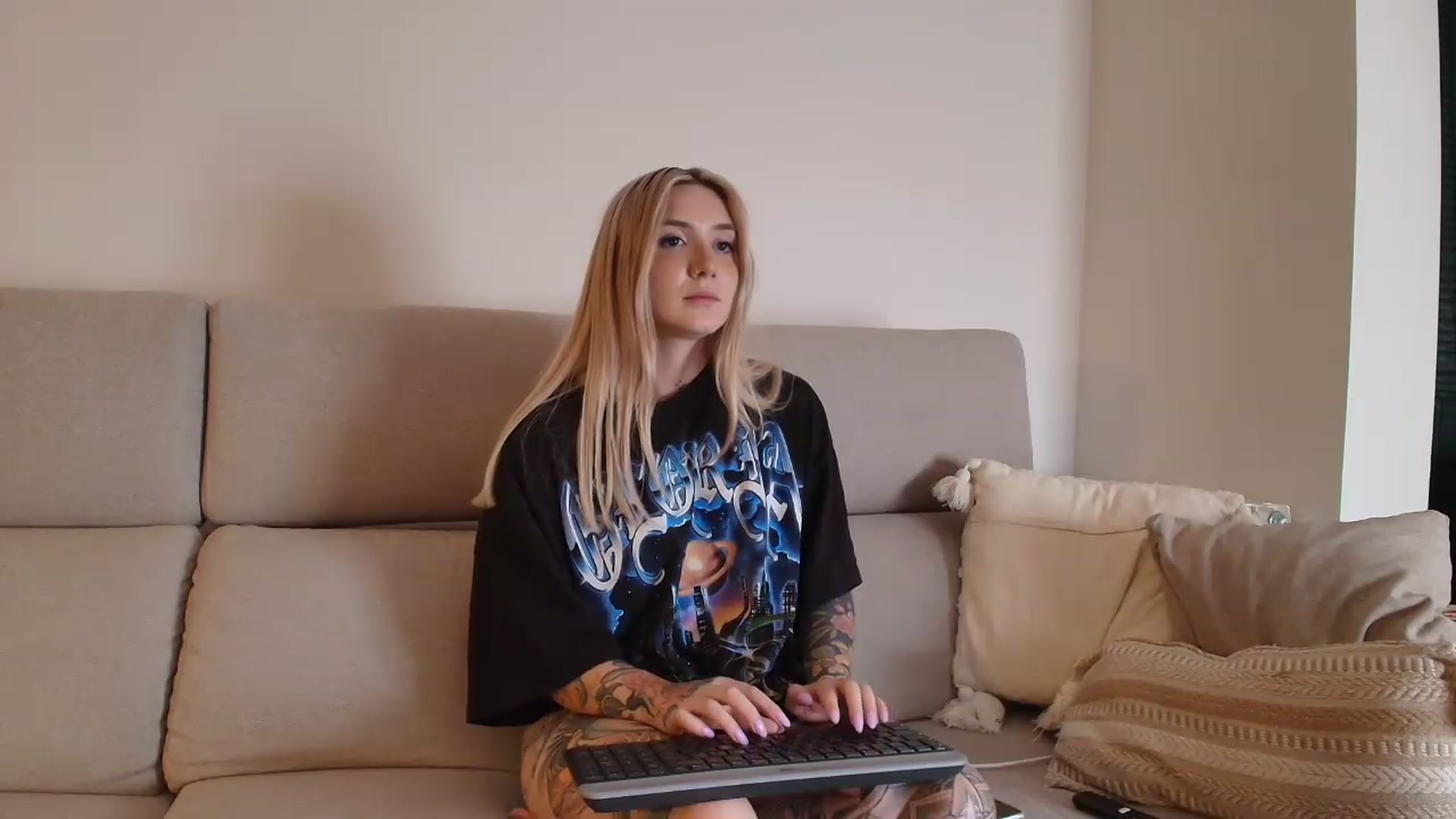 Gallery image thumbnail from Tattoo_bbgirl's myfreecams stream on, 08/24/2026, 19:28 image 9 of 20