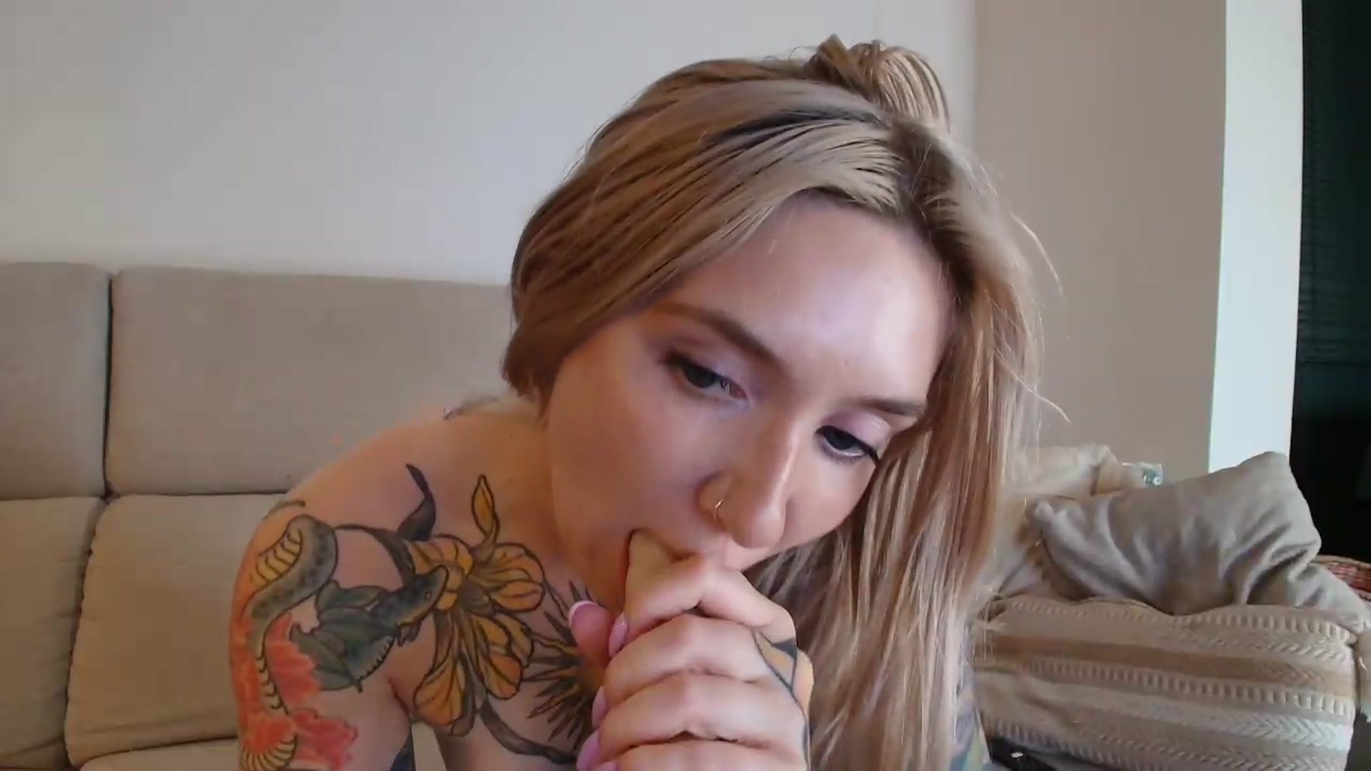 Gallery image thumbnail from Tattoo_bbgirl's myfreecams stream on, 08/24/2026, 20:12 image 13 of 20